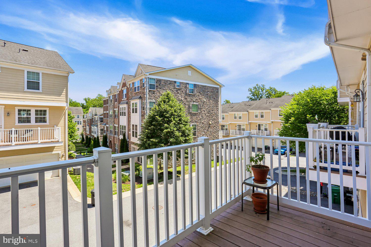 SUMMIT HALL RESERVE - Residential