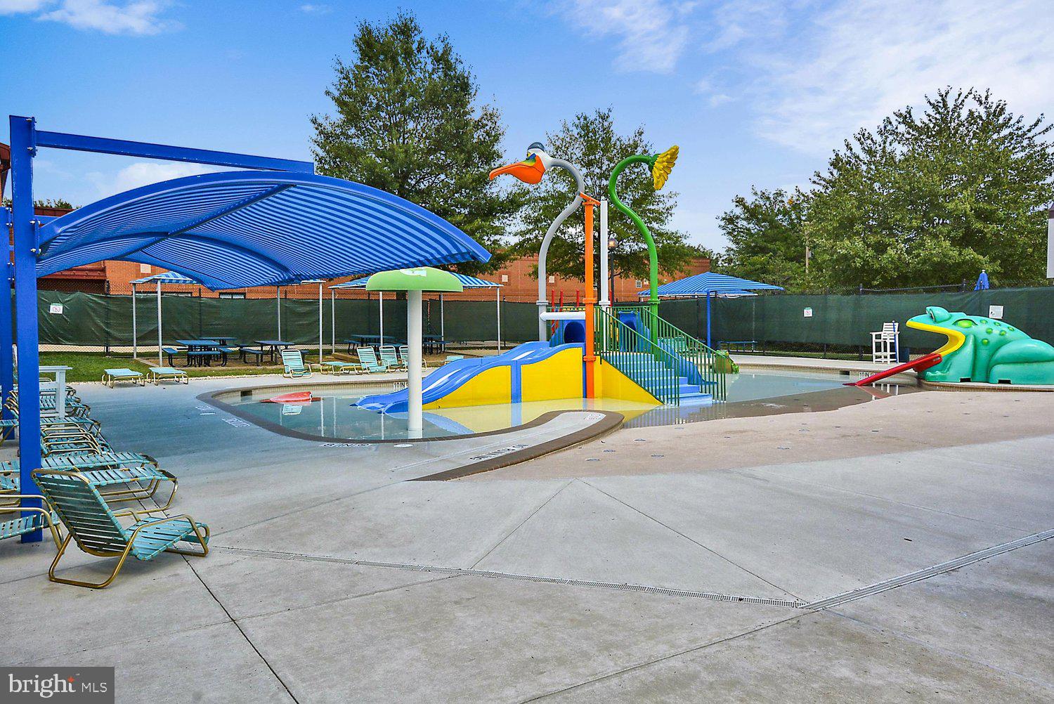 SUMMIT HALL RESERVE - Residential