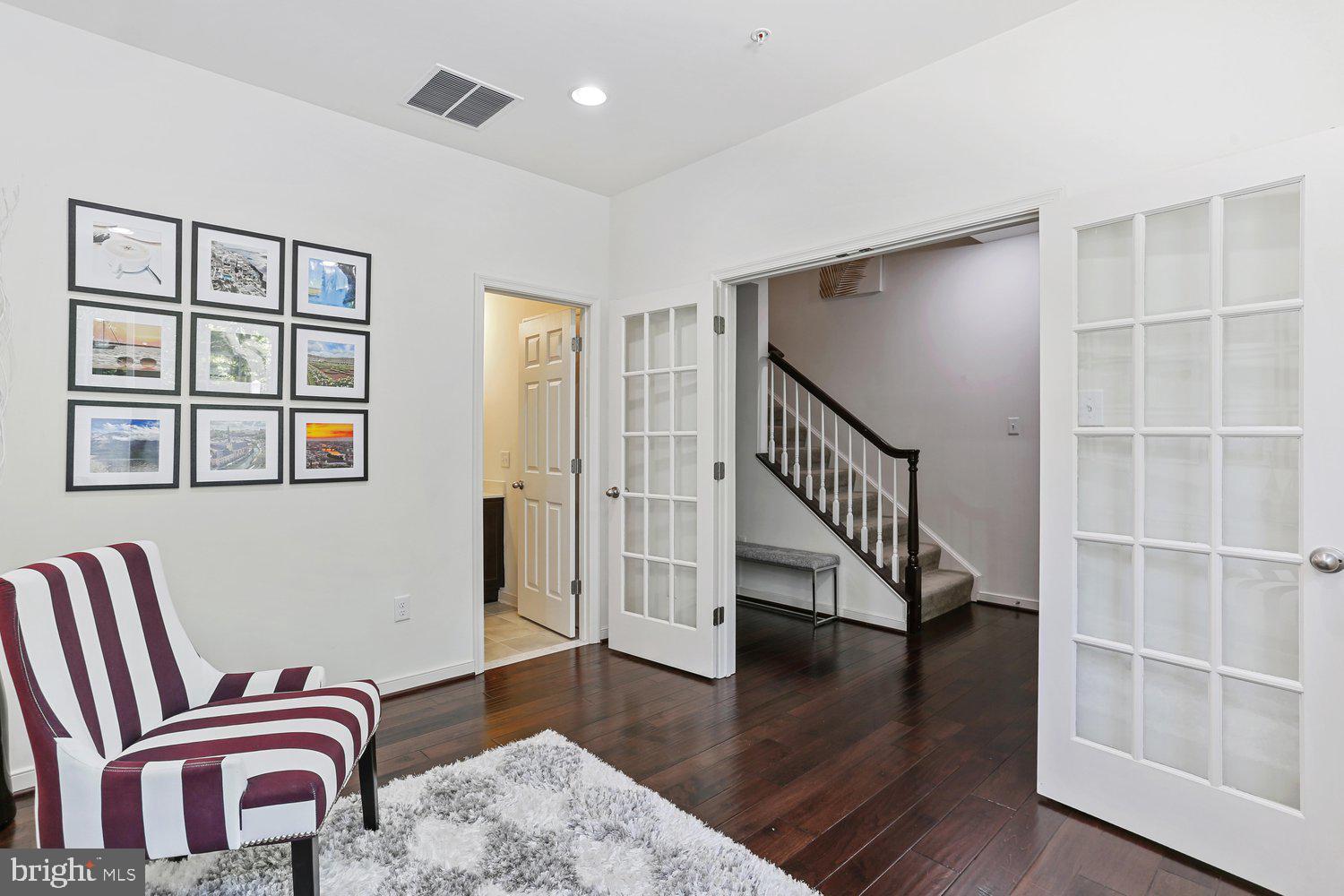 SUMMIT HALL RESERVE - Residential