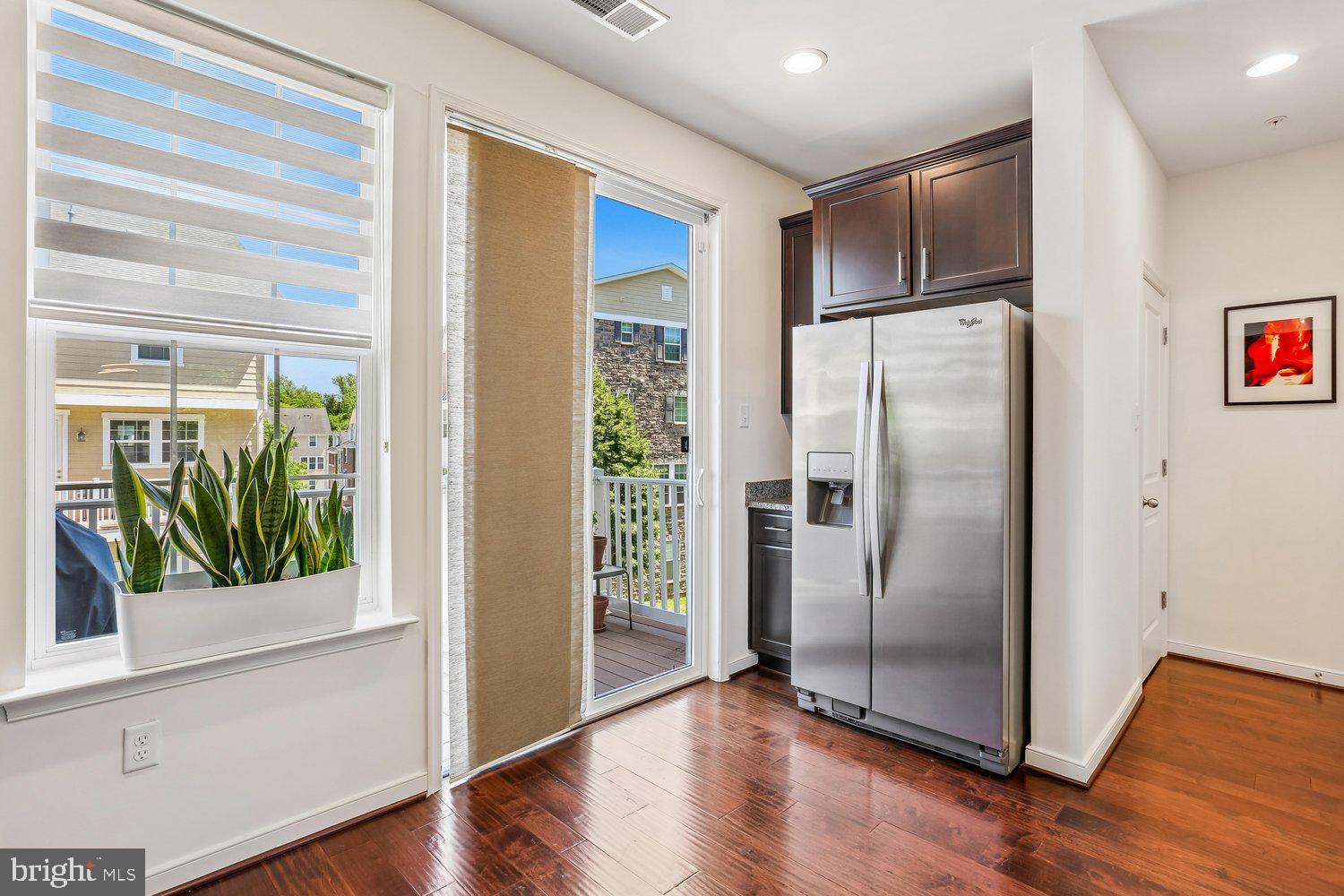 SUMMIT HALL RESERVE - Residential