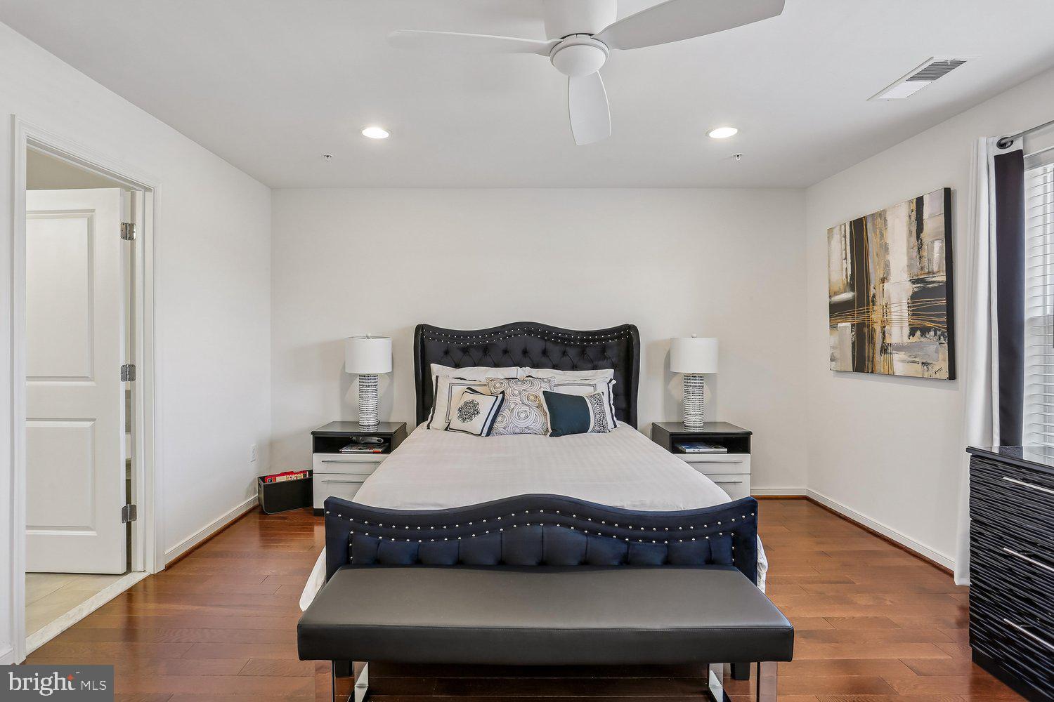 SUMMIT HALL RESERVE - Residential