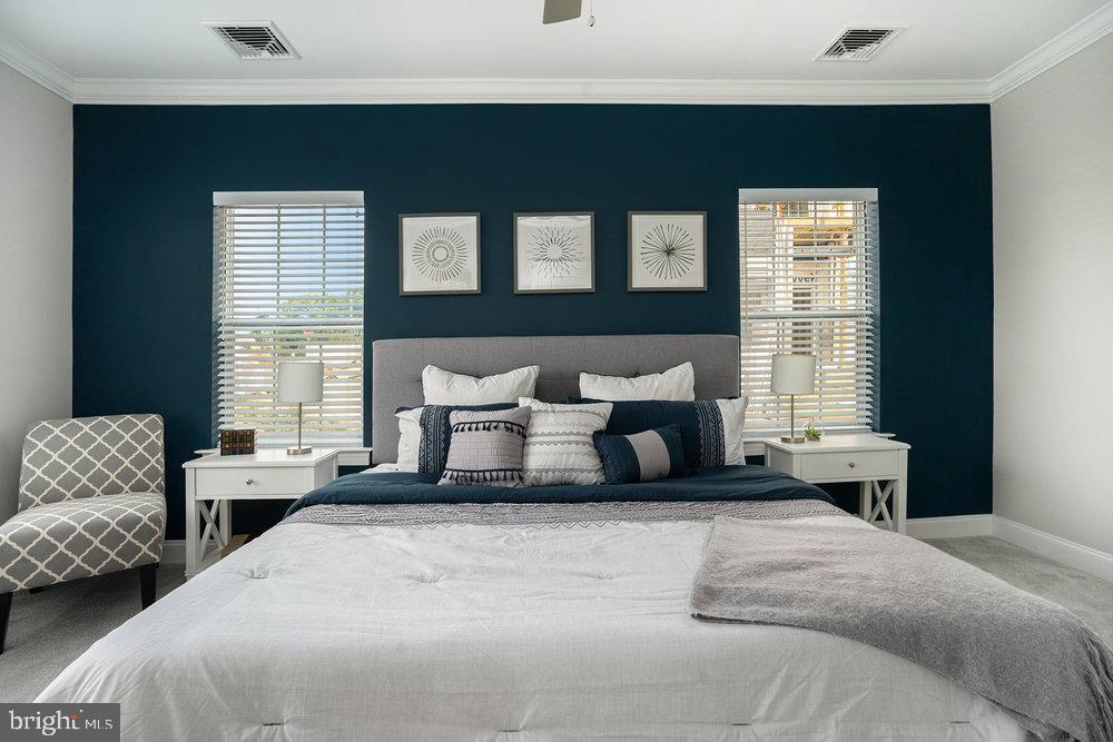 RESIDENCES AT BROOKHAVEN GLEN - Residential