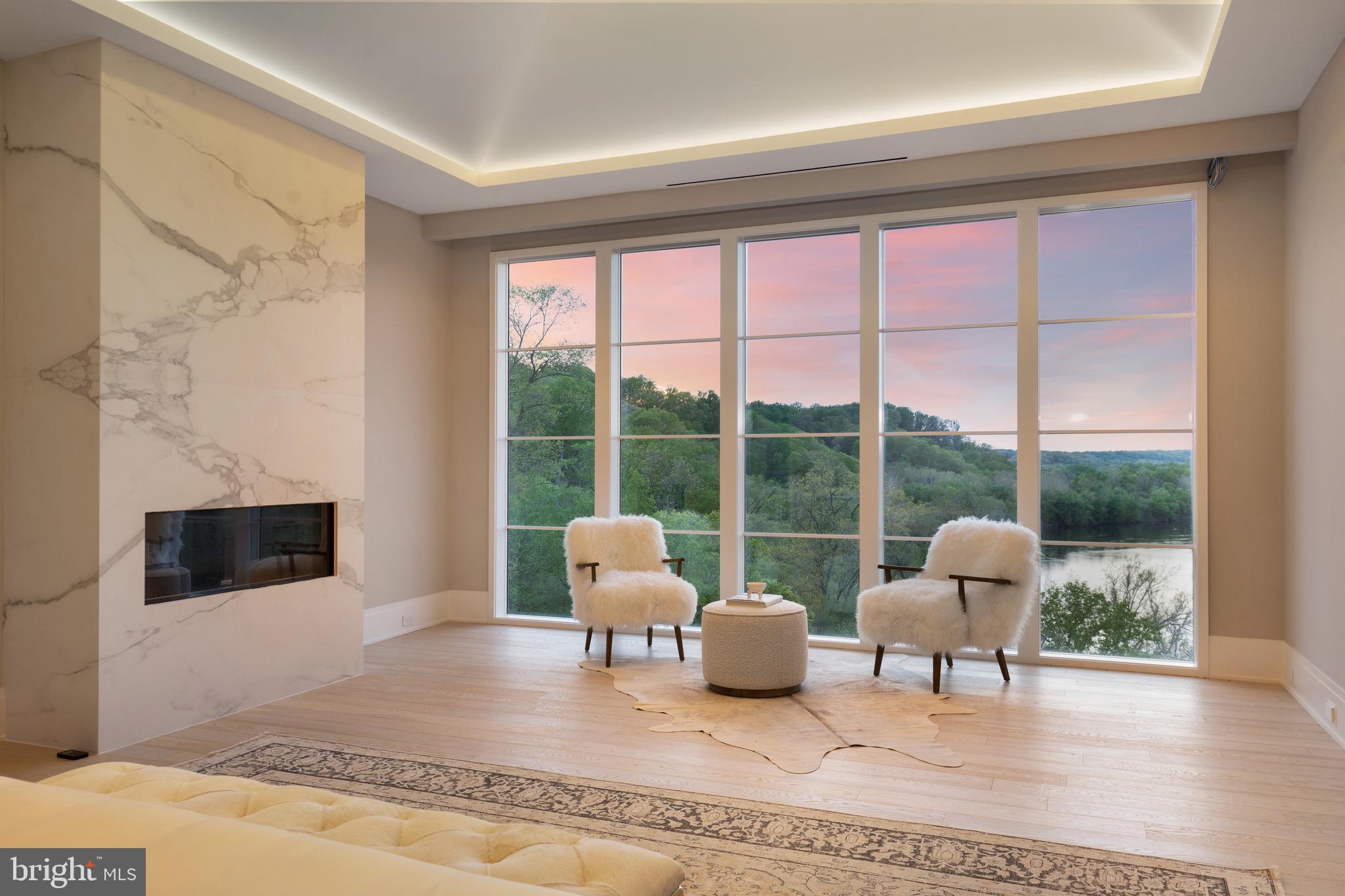 BULLS NECK HUNDRED - Residential