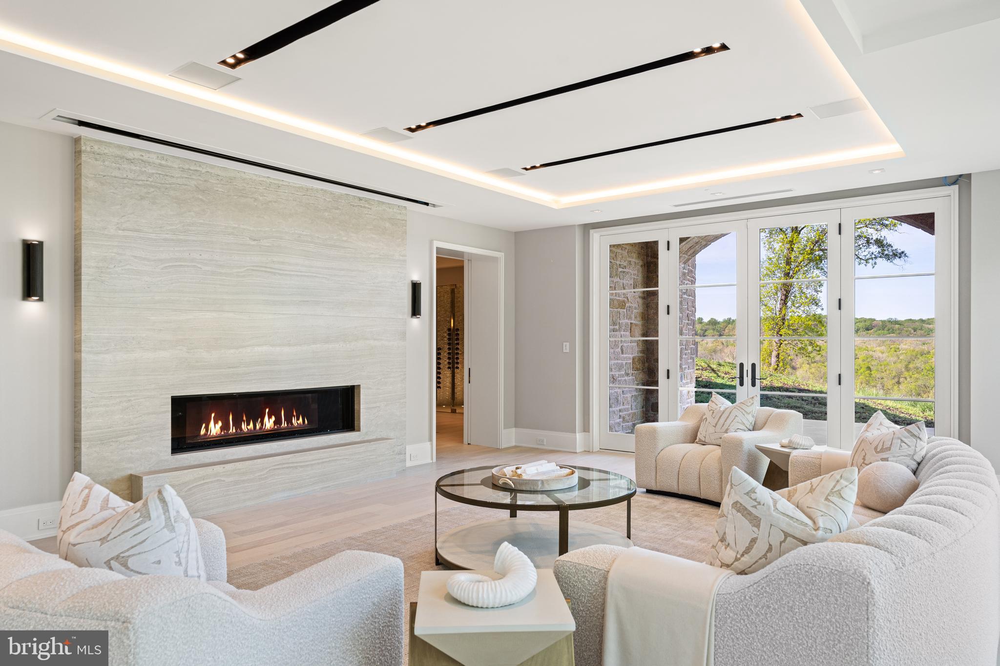 BULLS NECK HUNDRED - Residential