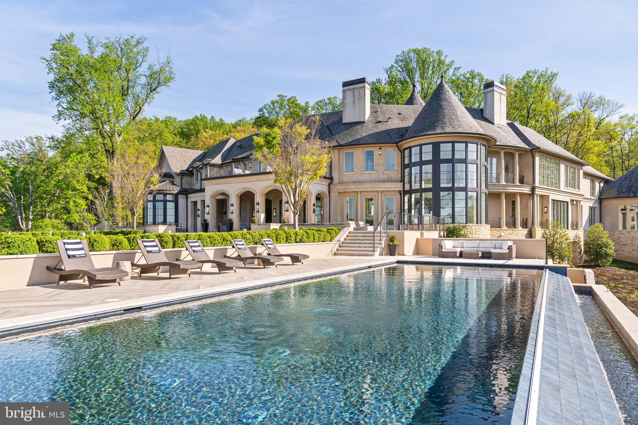 BULLS NECK HUNDRED - Residential