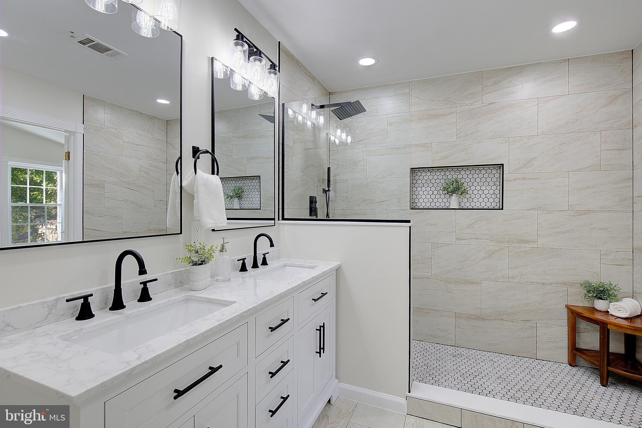 NORTH BRENTWOOD - Residential