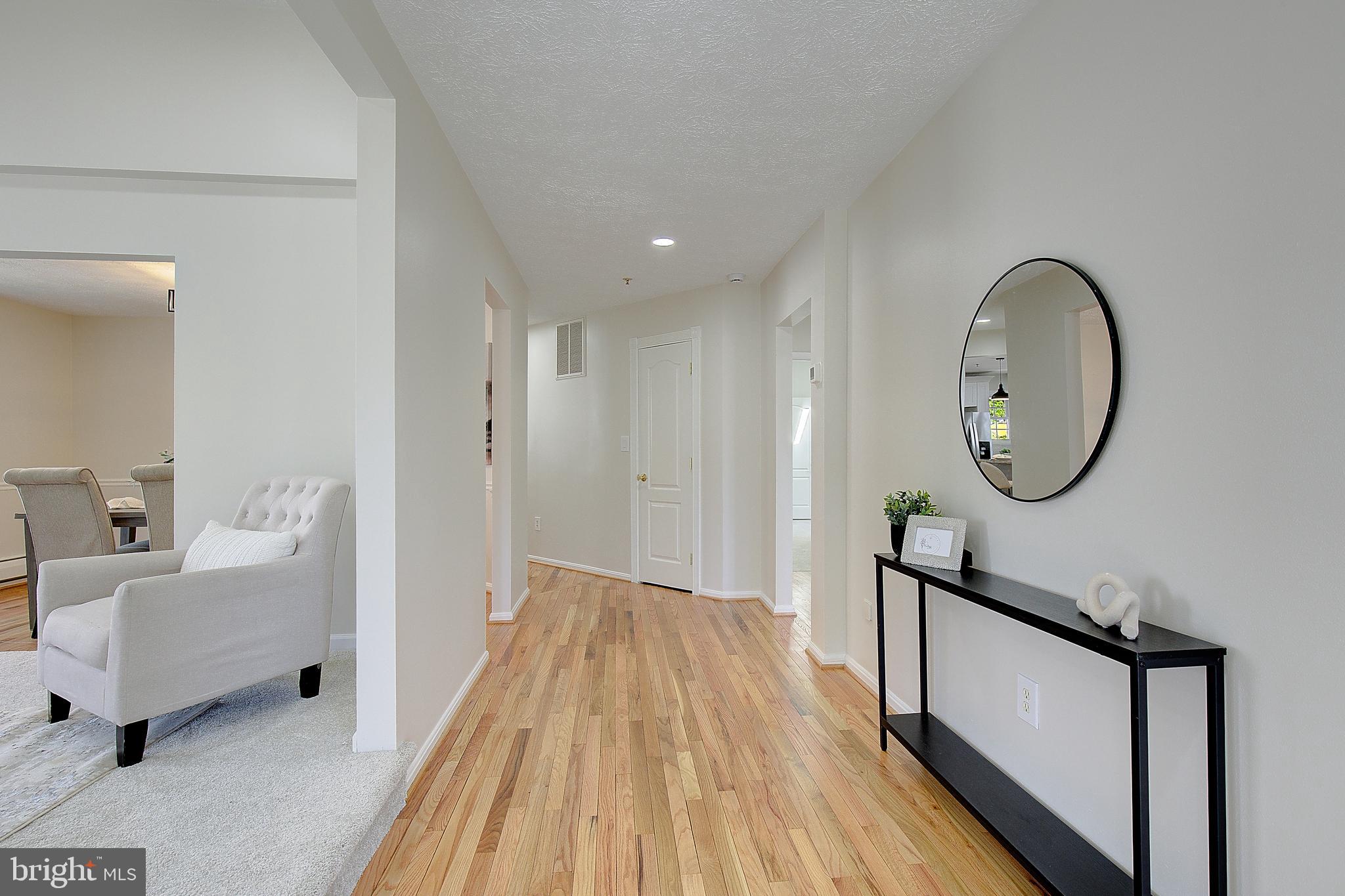 NORTH BRENTWOOD - Residential