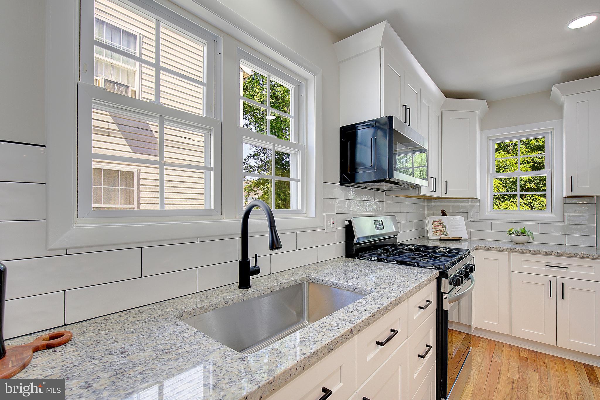 NORTH BRENTWOOD - Residential