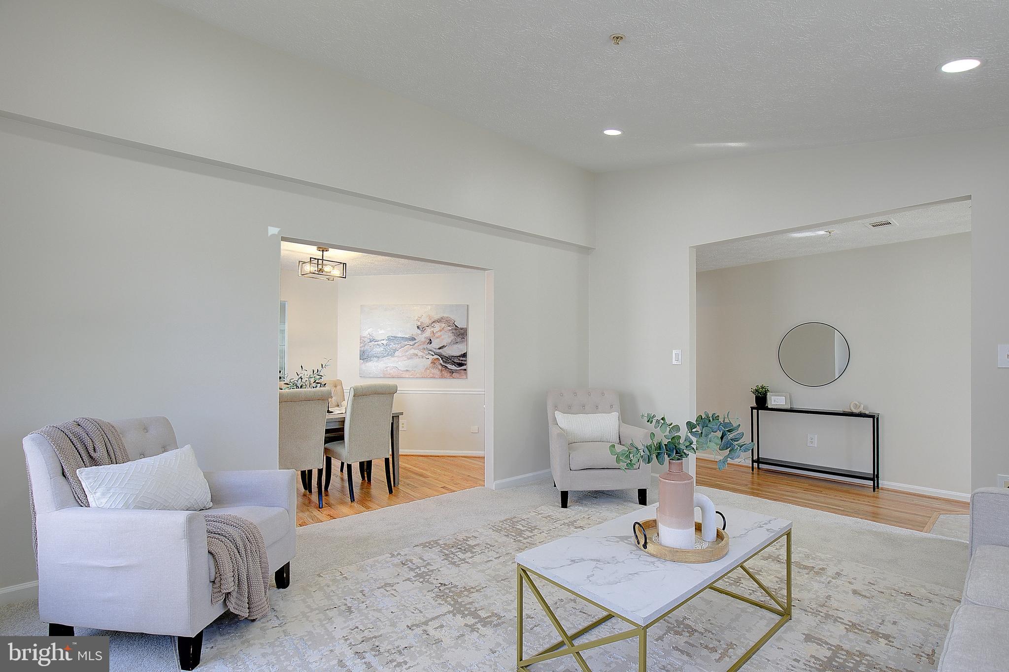 NORTH BRENTWOOD - Residential