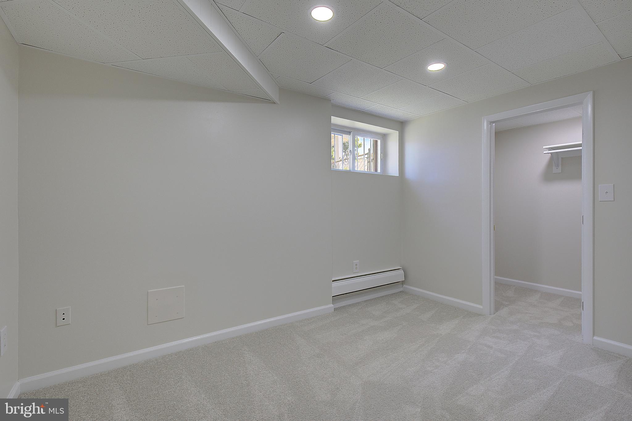 NORTH BRENTWOOD - Residential
