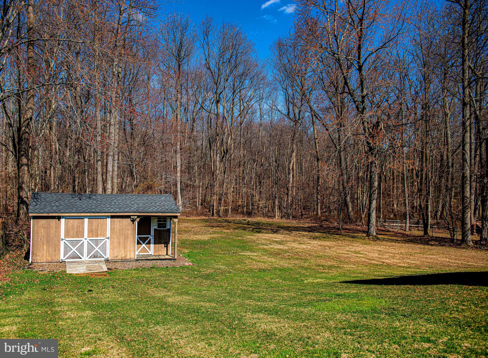 MAXA WOODS - Residential