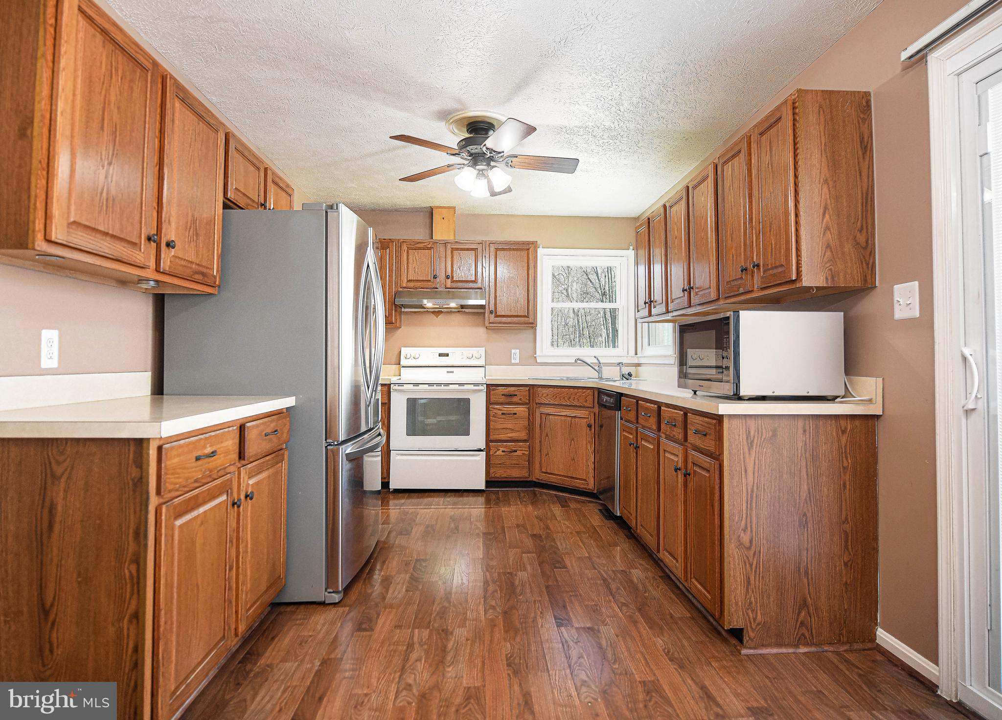 MAXA WOODS - Residential