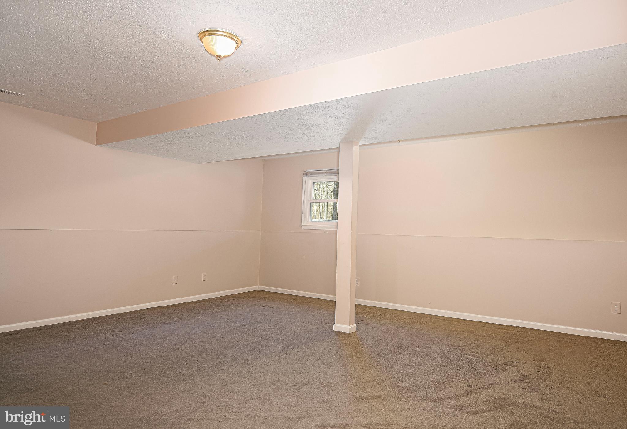 MAXA WOODS - Residential