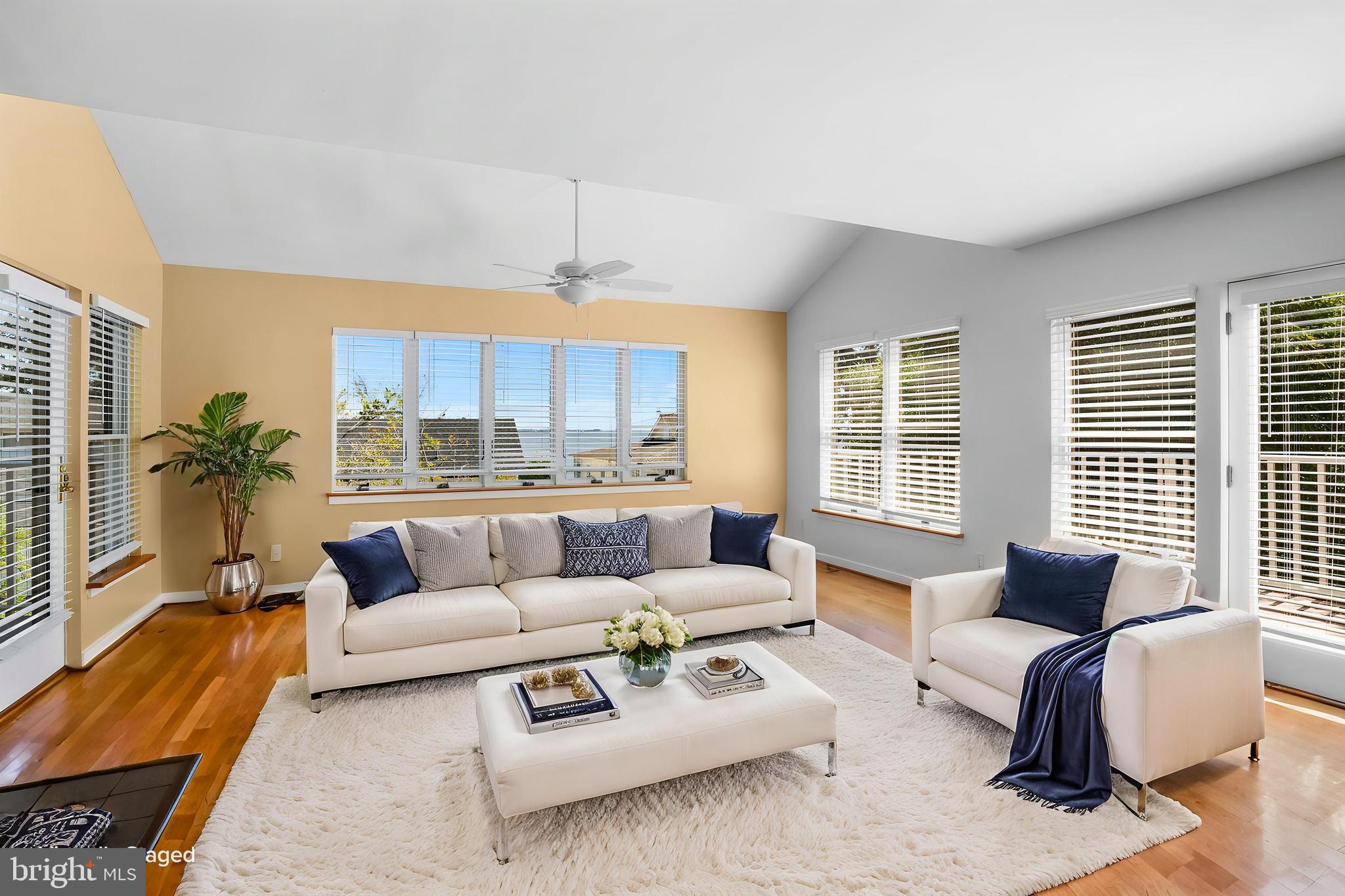 FELICITY COVE - Residential