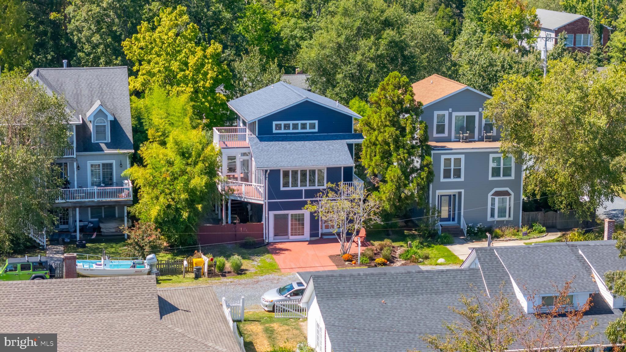 FELICITY COVE - Residential