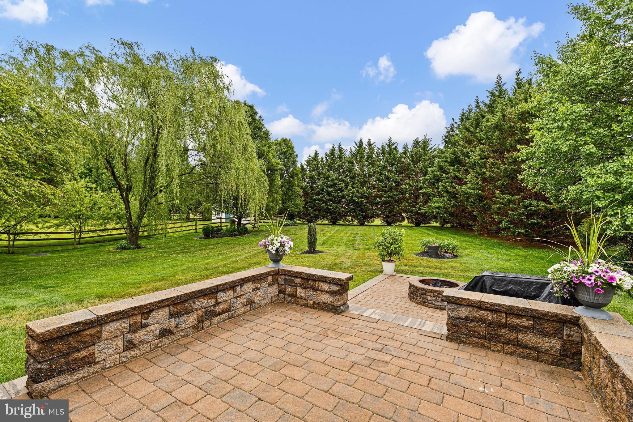 BAY POINTE - Residential