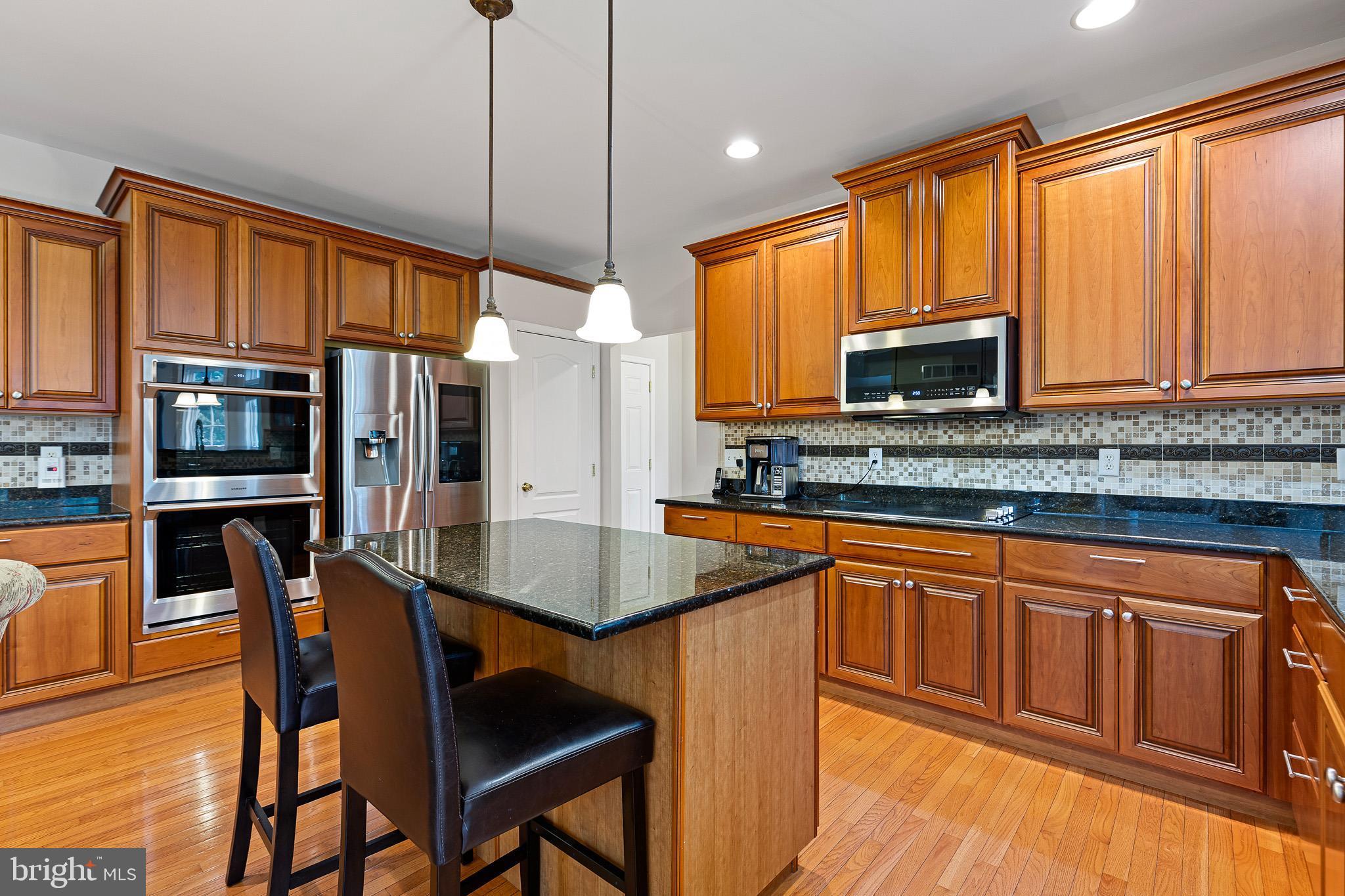 BAY POINTE - Residential
