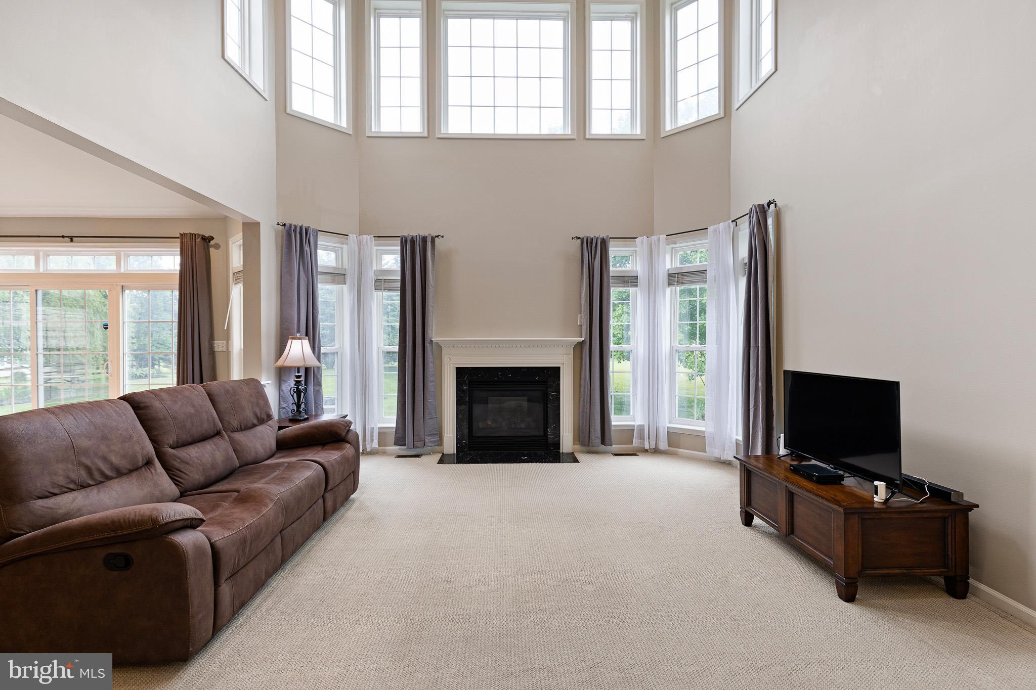 BAY POINTE - Residential