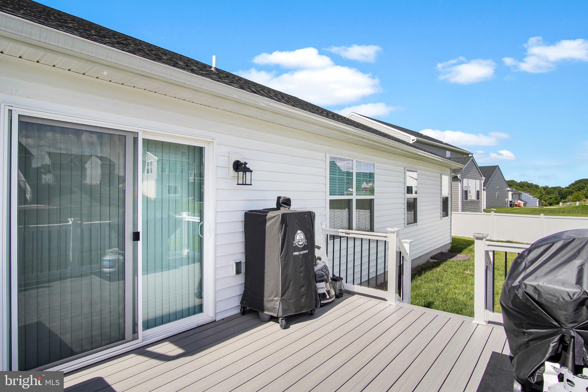 STONE MILL ESTATES - Residential