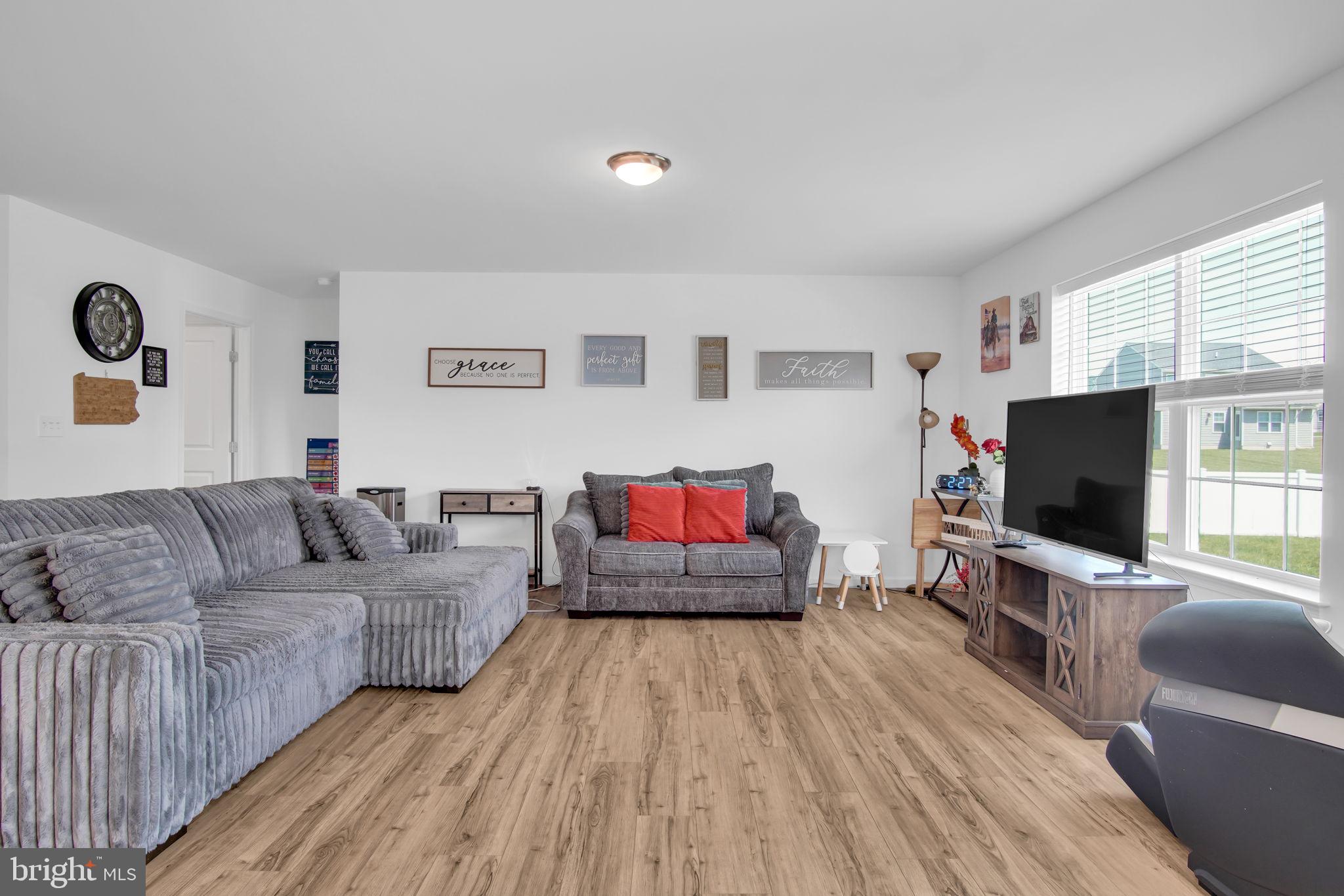 STONE MILL ESTATES - Residential