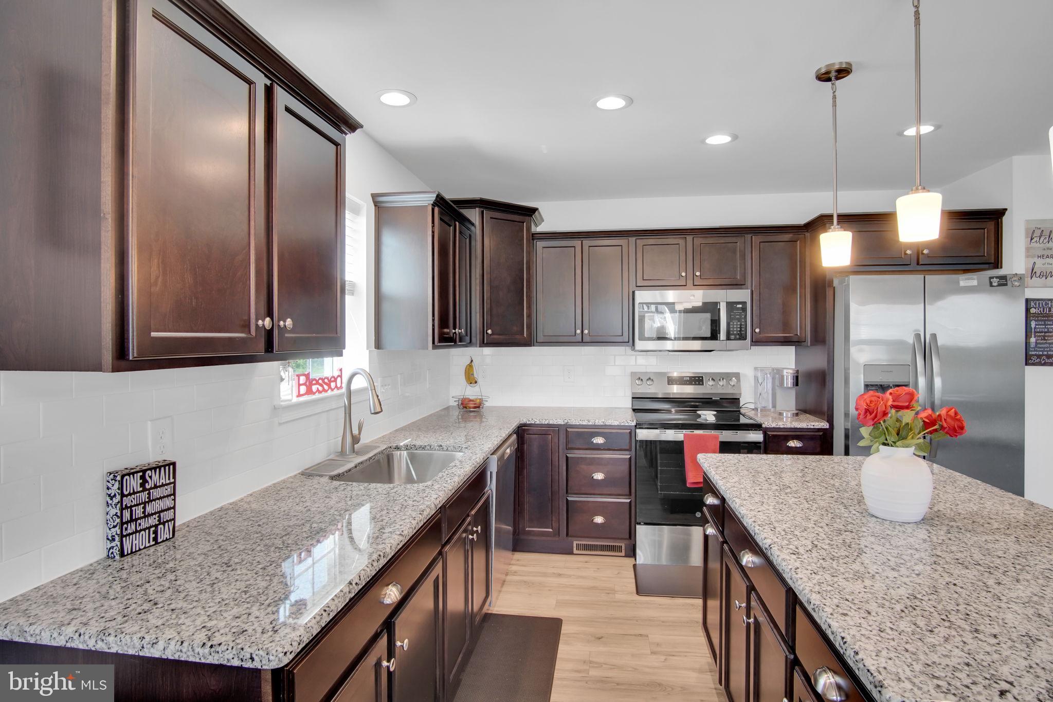 STONE MILL ESTATES - Residential