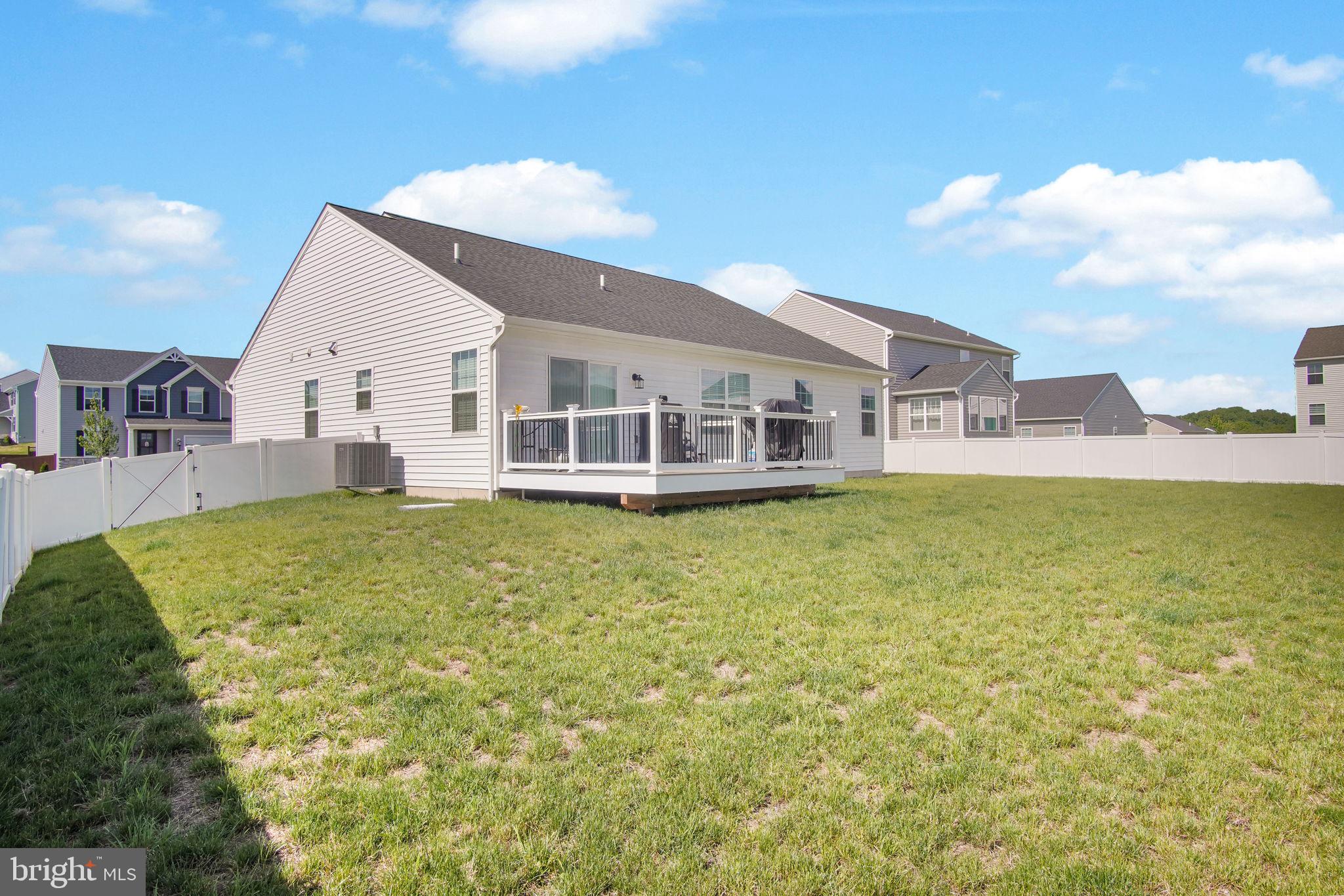 STONE MILL ESTATES - Residential