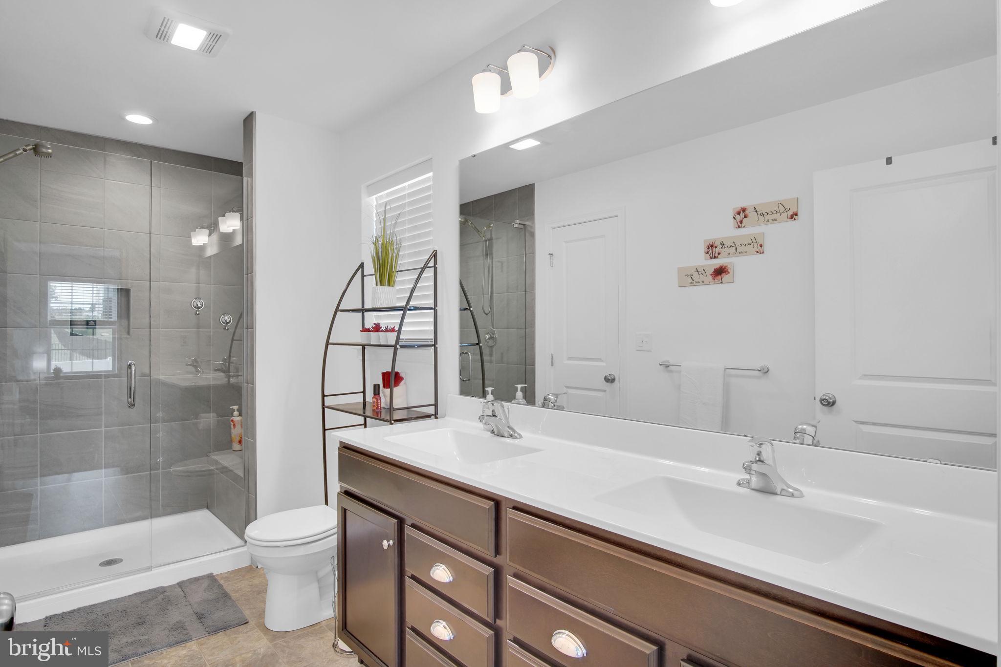 STONE MILL ESTATES - Residential