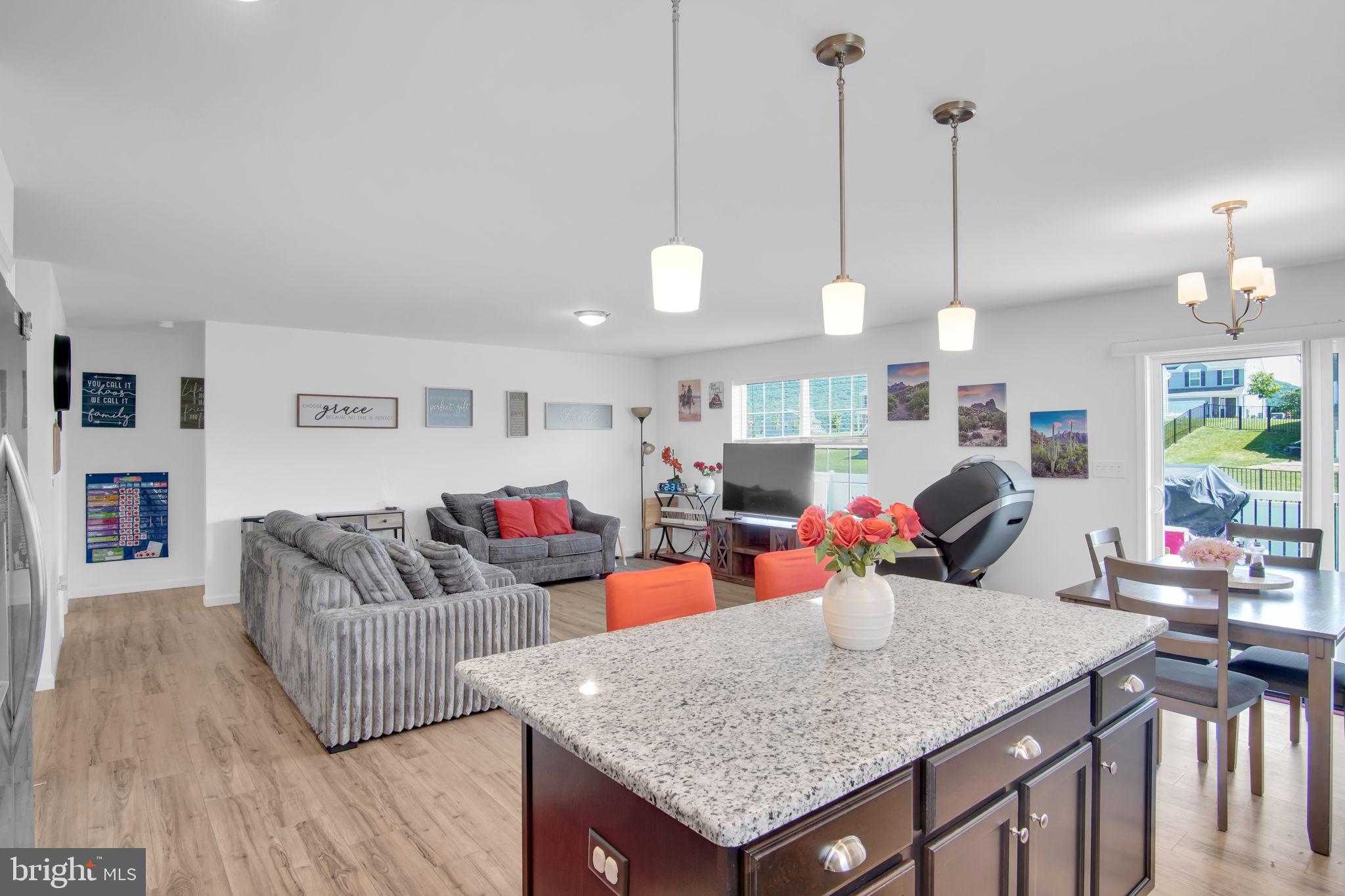 STONE MILL ESTATES - Residential