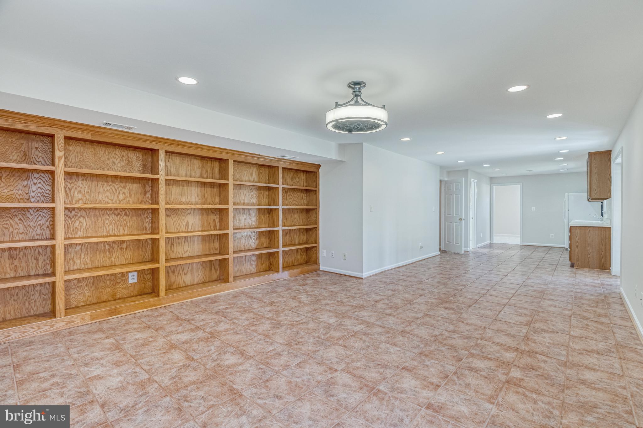 LITTLE VIENNA ESTATES - Residential