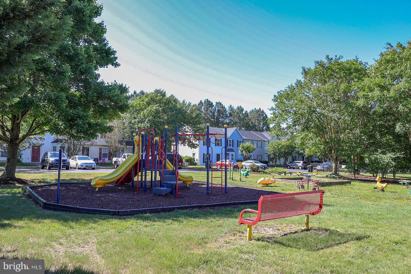 LAUREL GLEN - Residential
