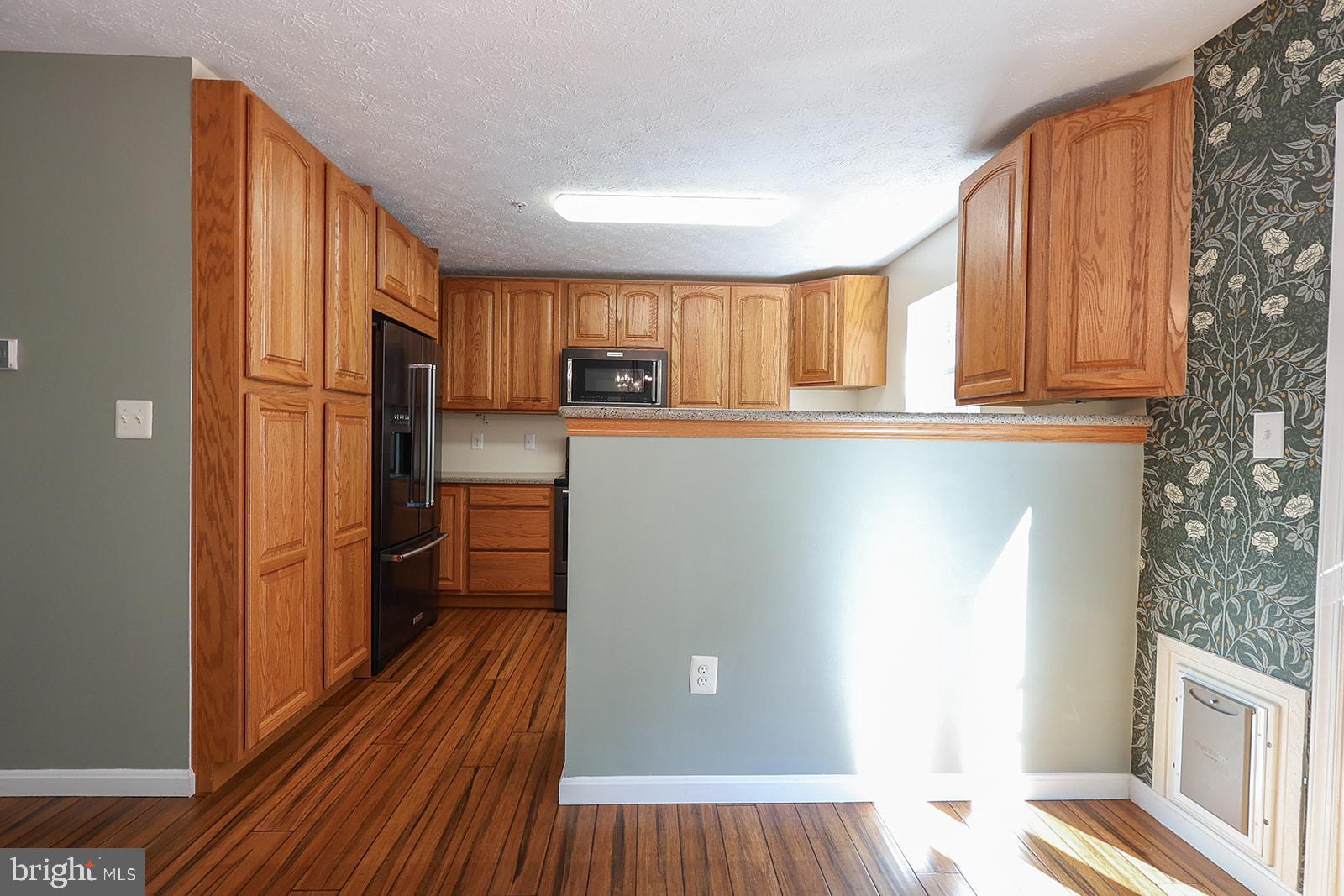 LAUREL GLEN - Residential