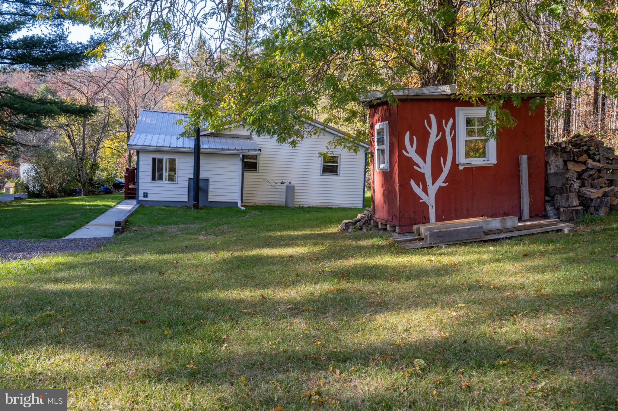WHITE CHURCH - Residential