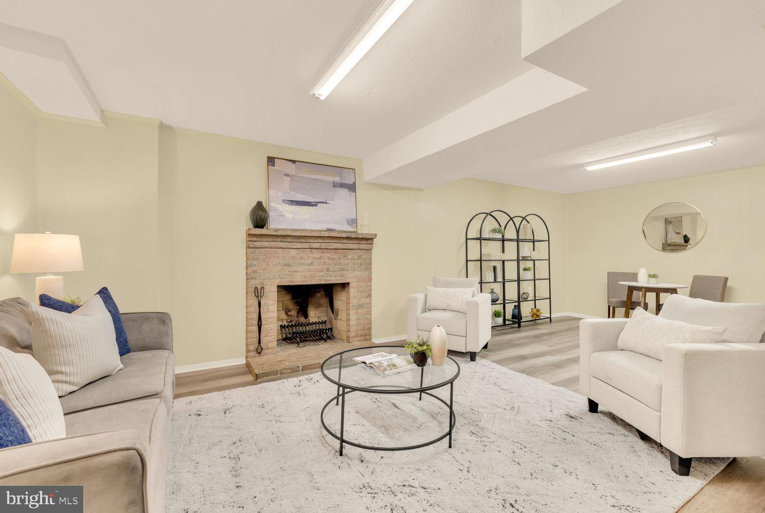 WILLERBURN ACRES - Residential
