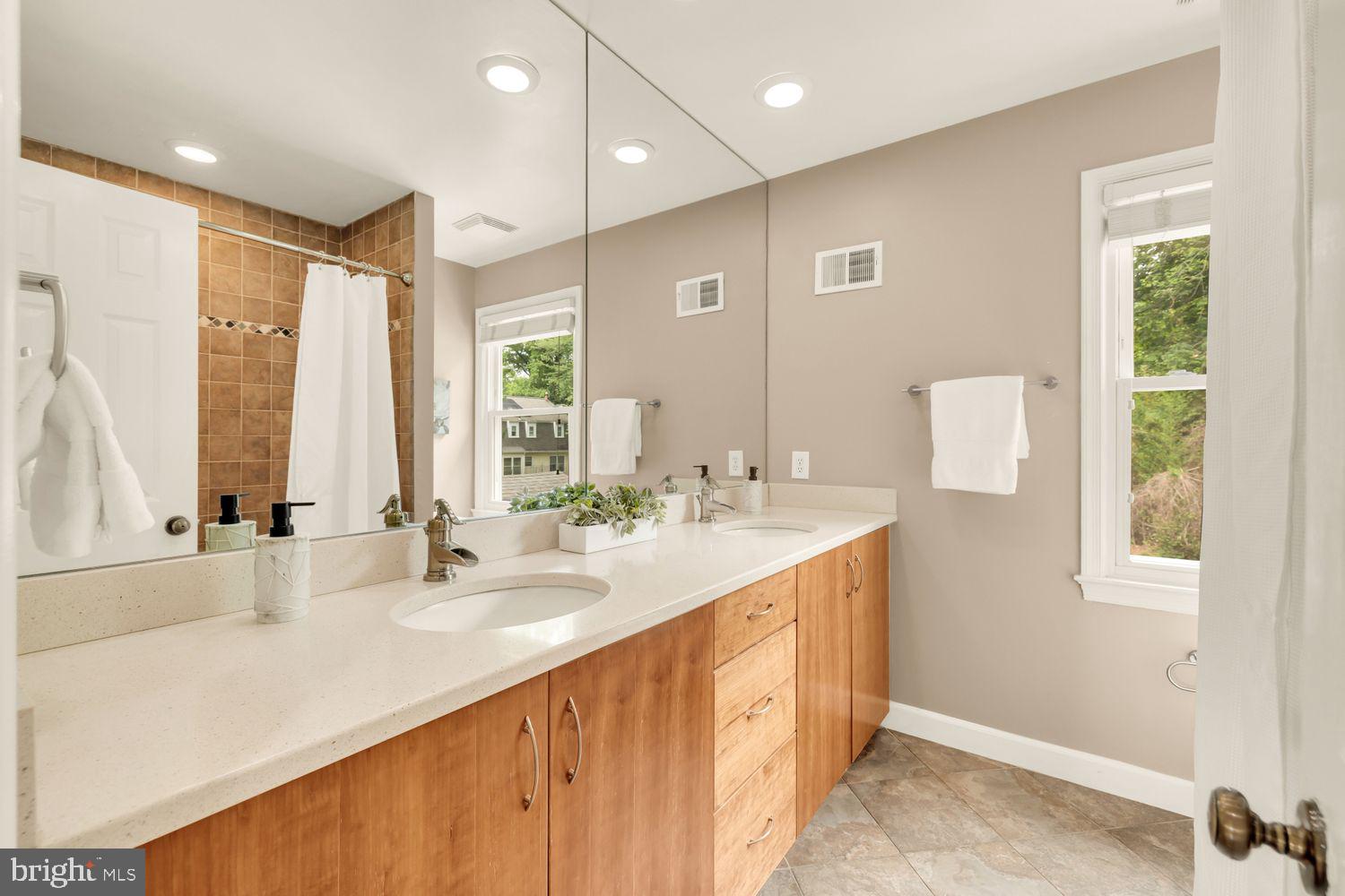 WILLERBURN ACRES - Residential