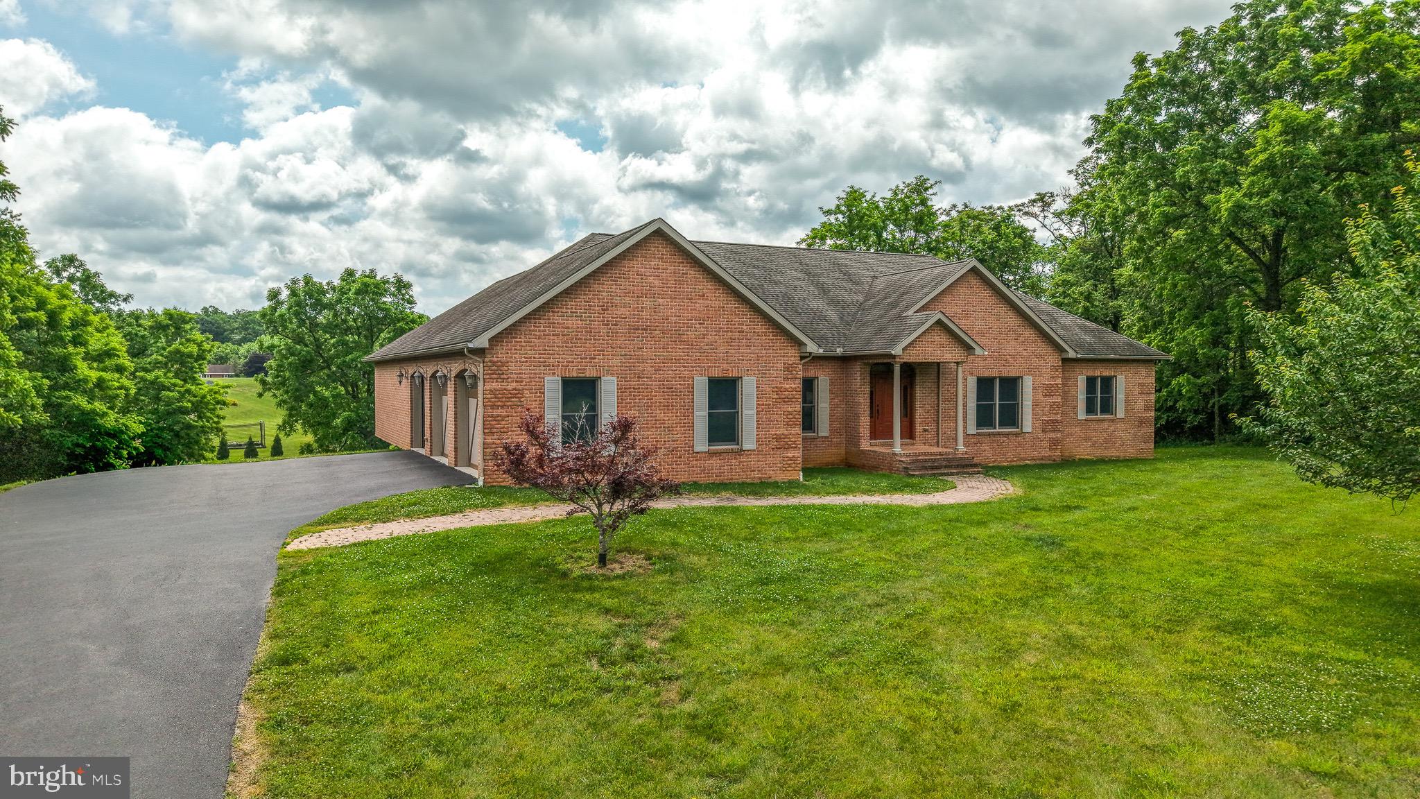 HERITAGE GROVE - Residential