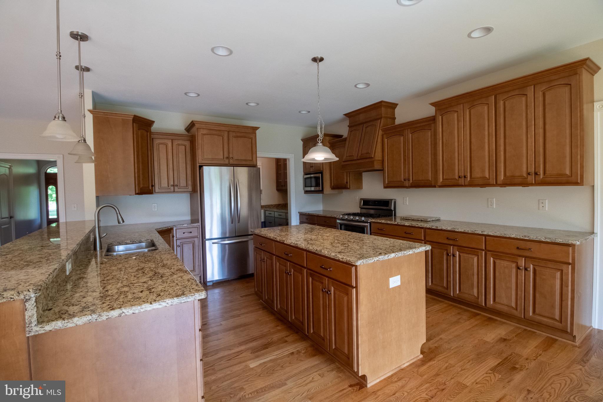 HERITAGE GROVE - Residential