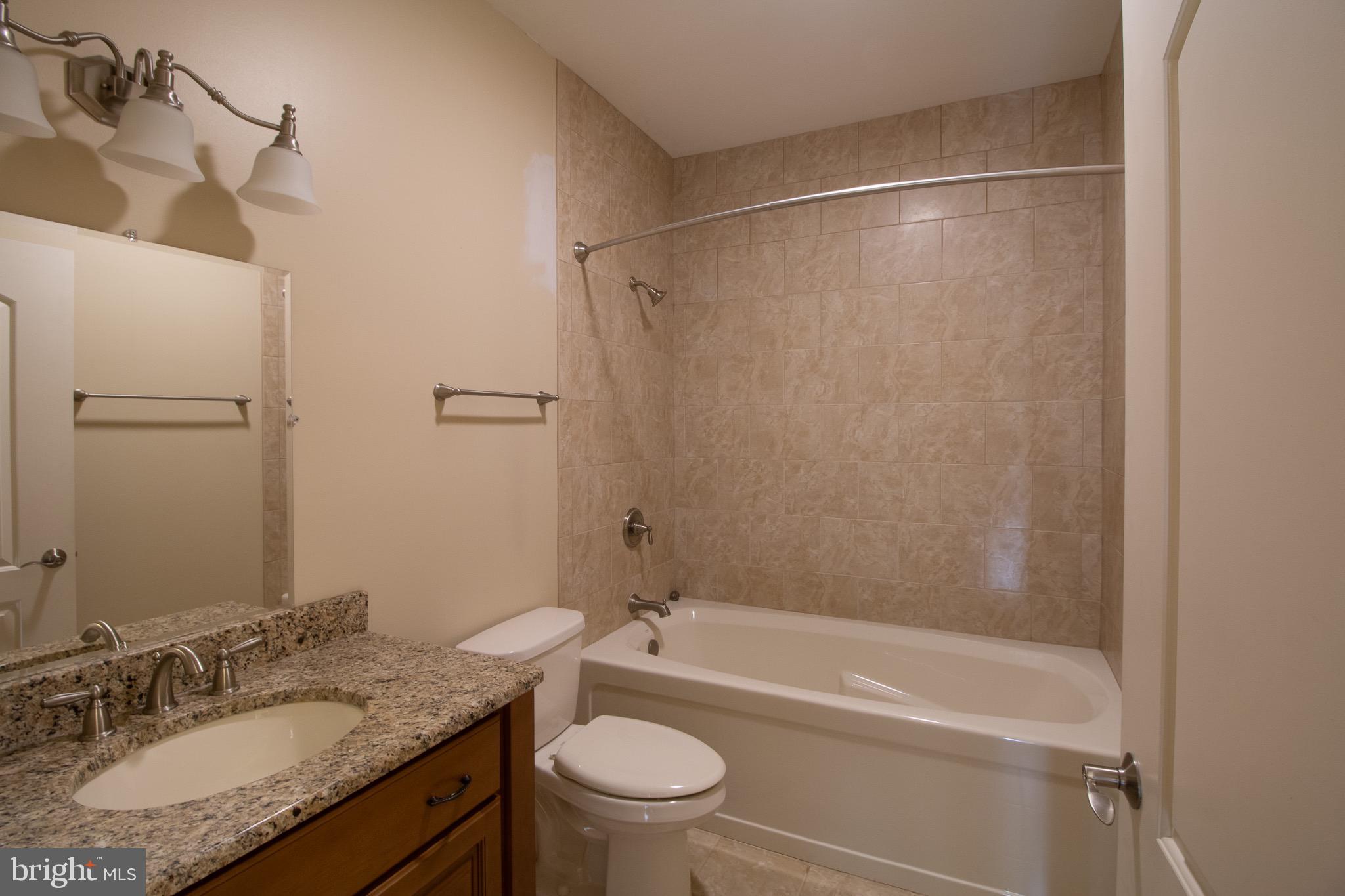 HERITAGE GROVE - Residential