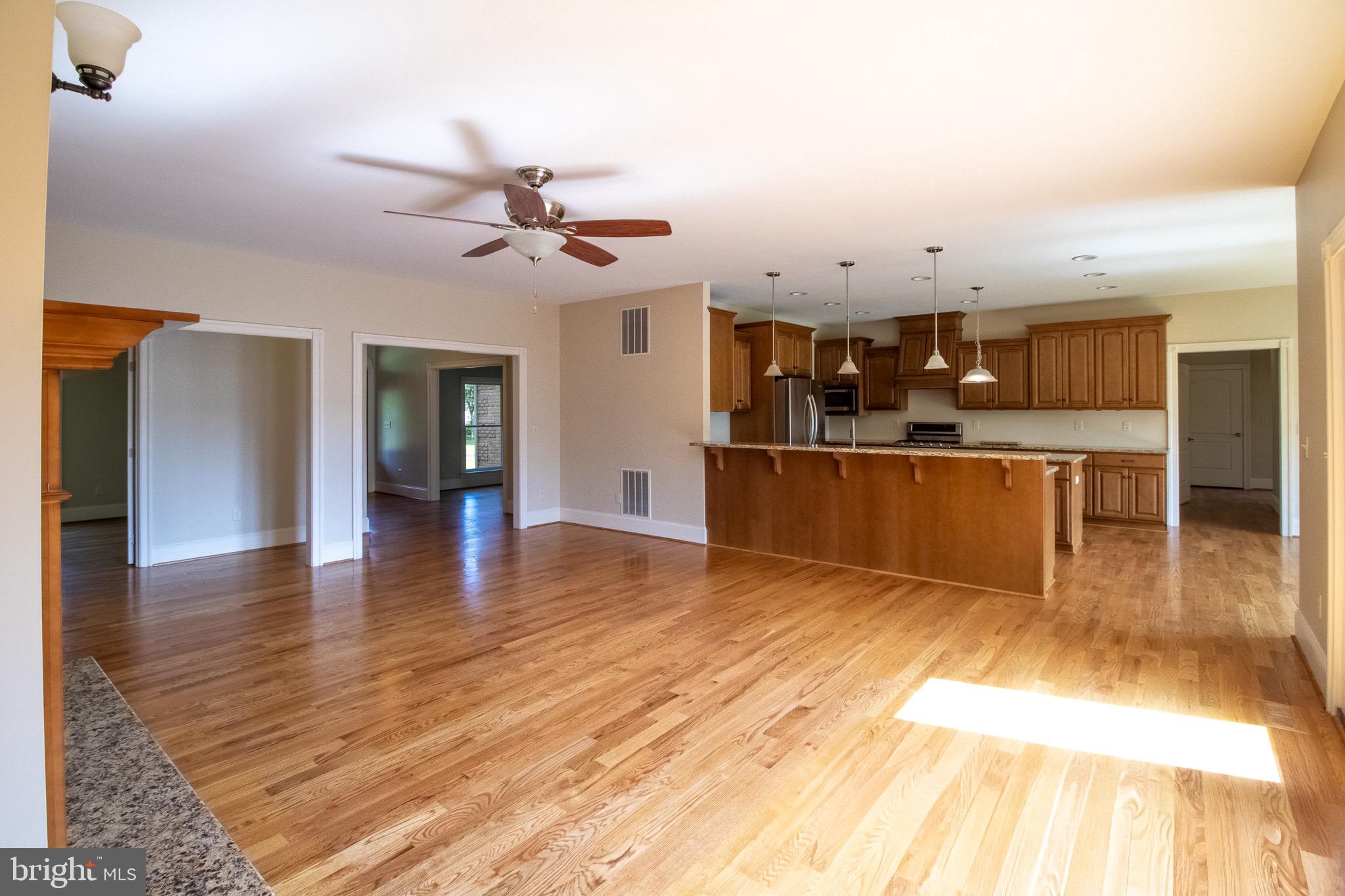 HERITAGE GROVE - Residential