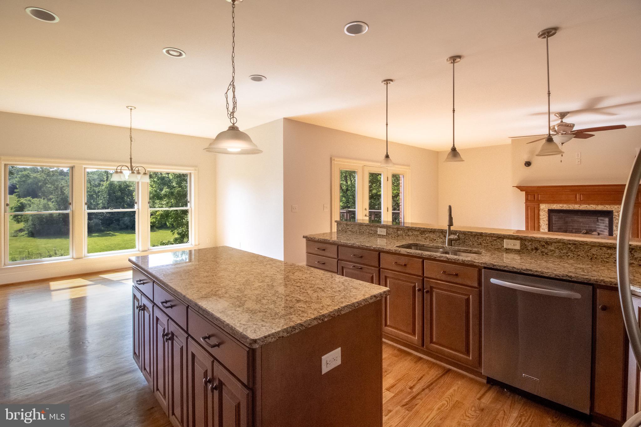 HERITAGE GROVE - Residential