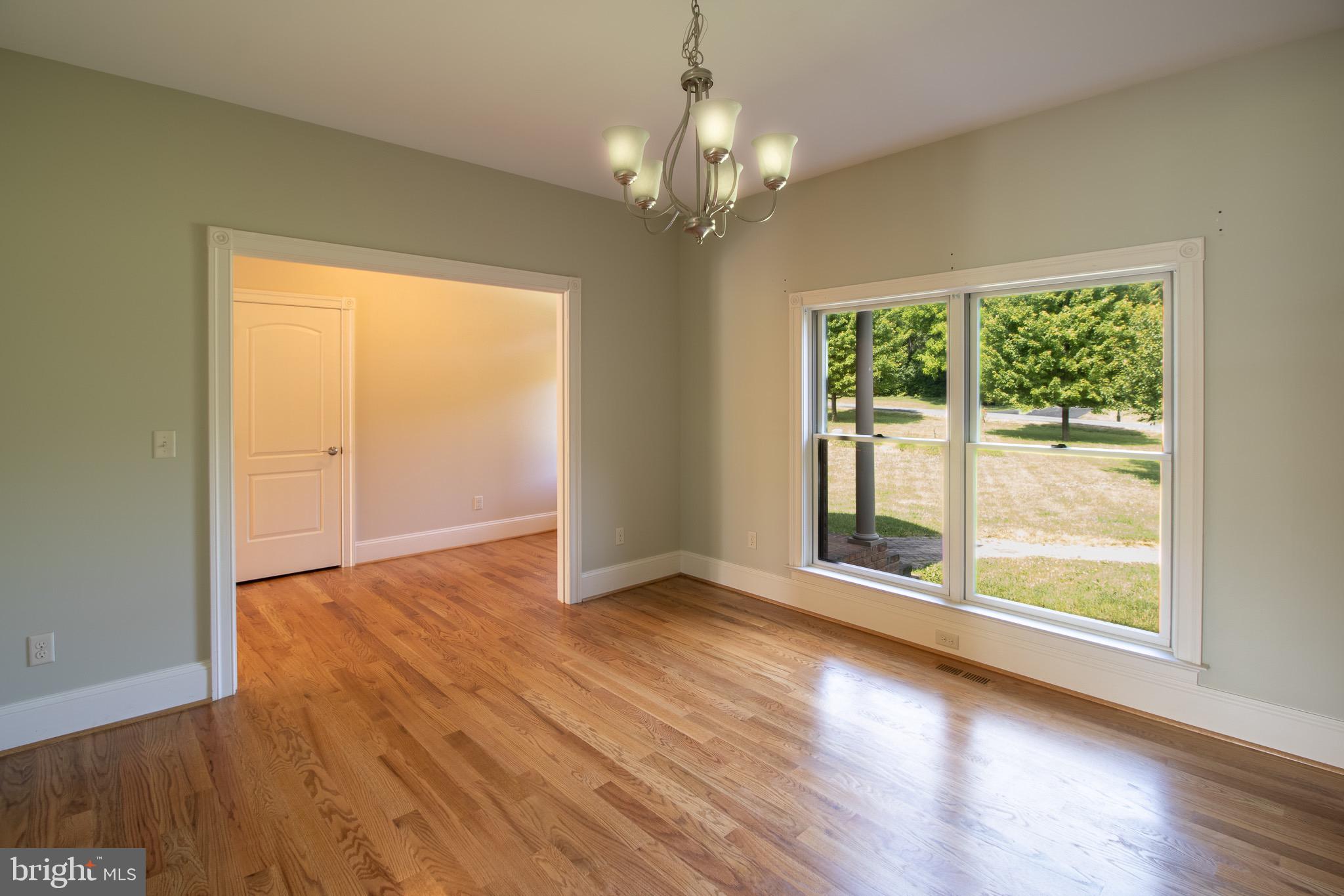 HERITAGE GROVE - Residential