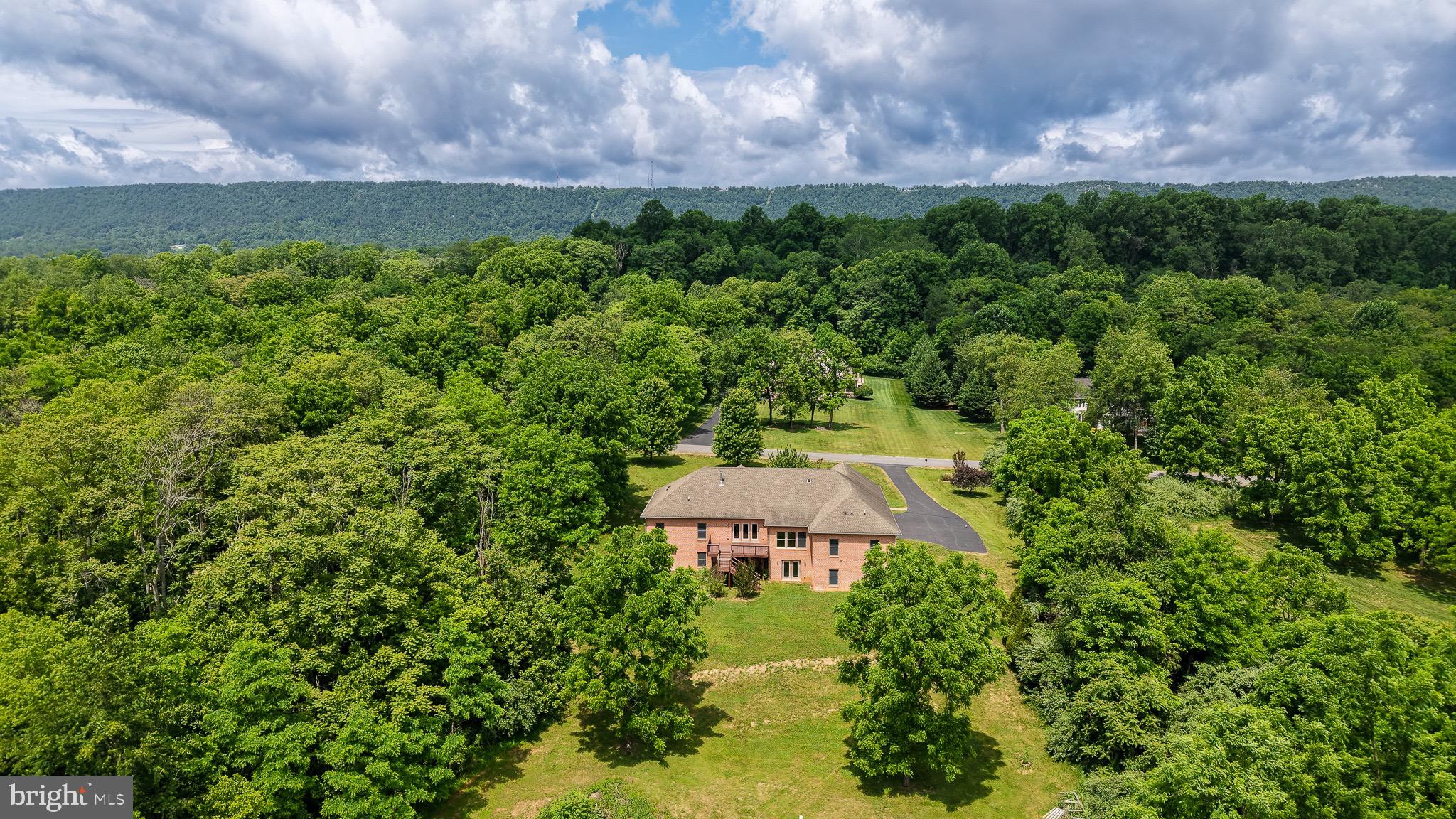 HERITAGE GROVE - Residential