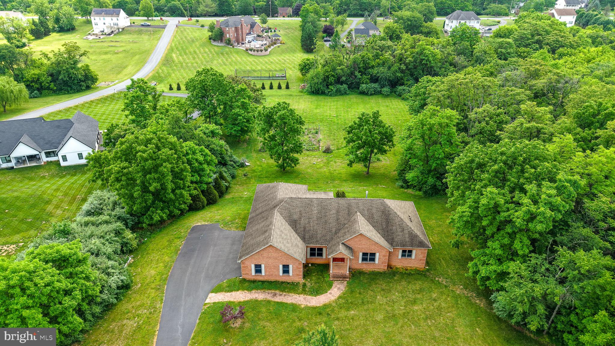 HERITAGE GROVE - Residential