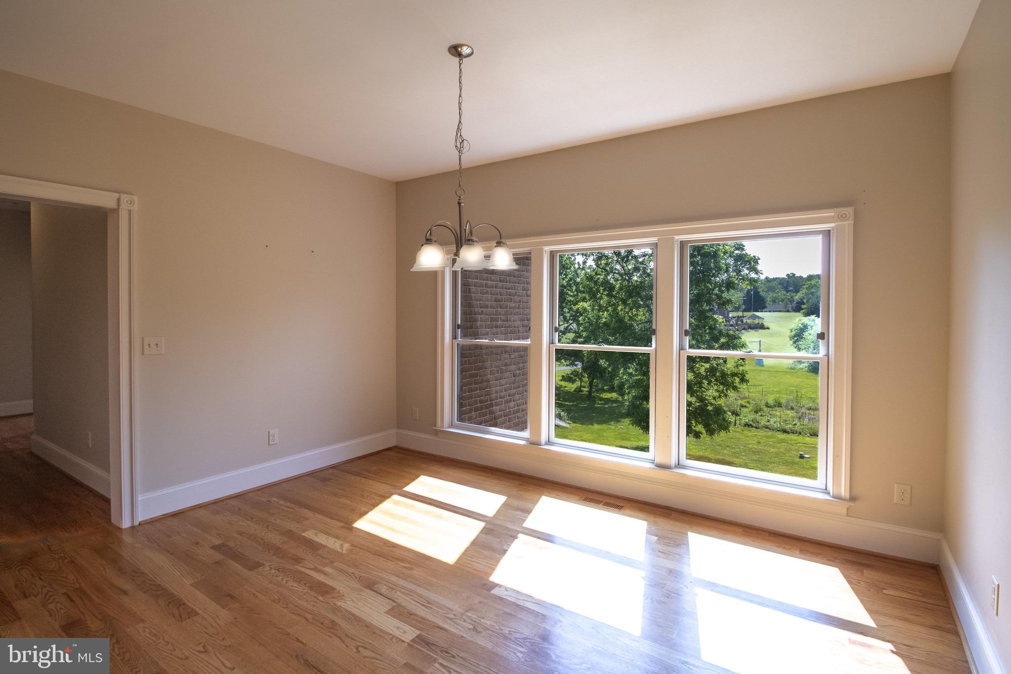 HERITAGE GROVE - Residential