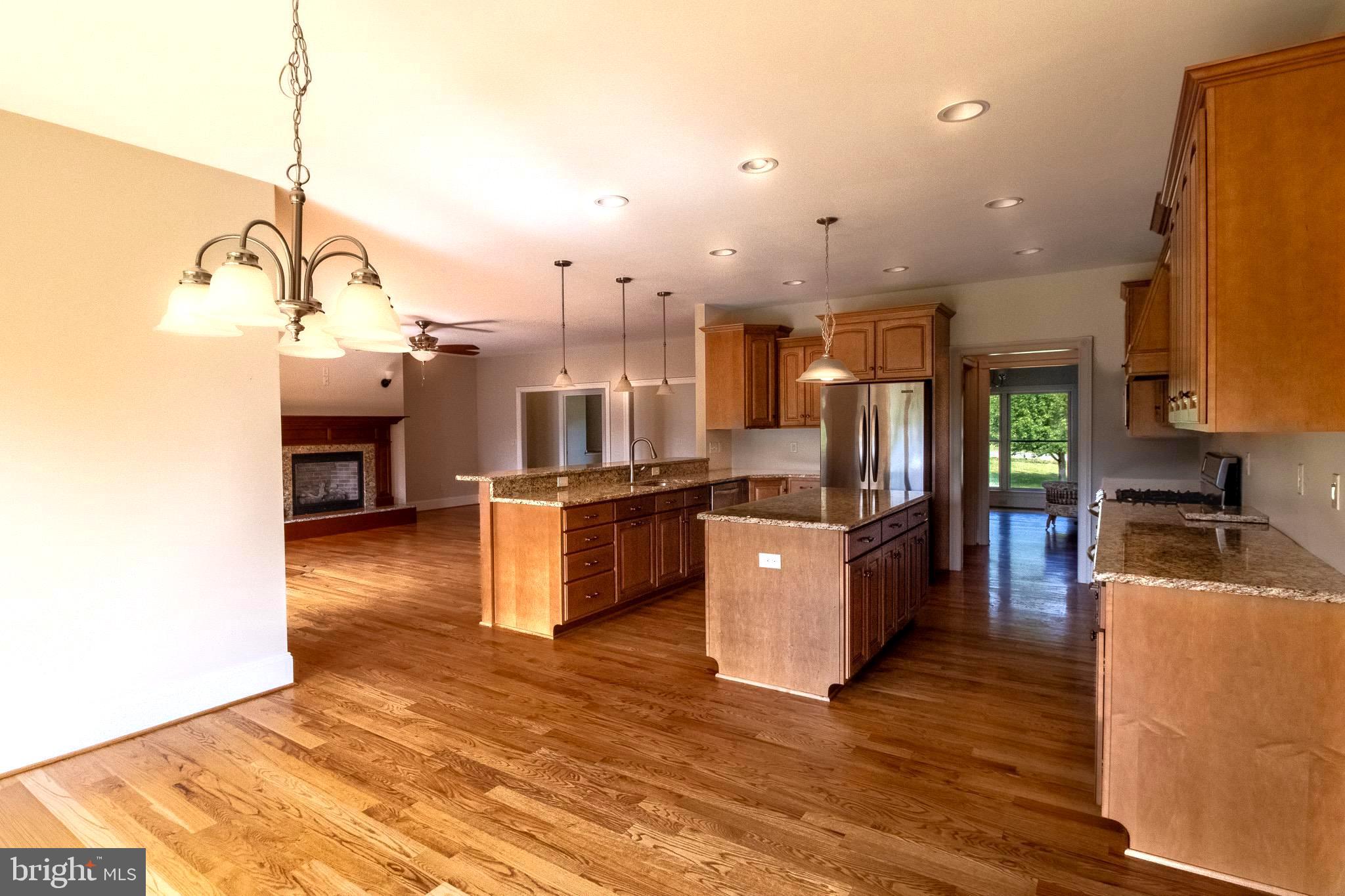 HERITAGE GROVE - Residential