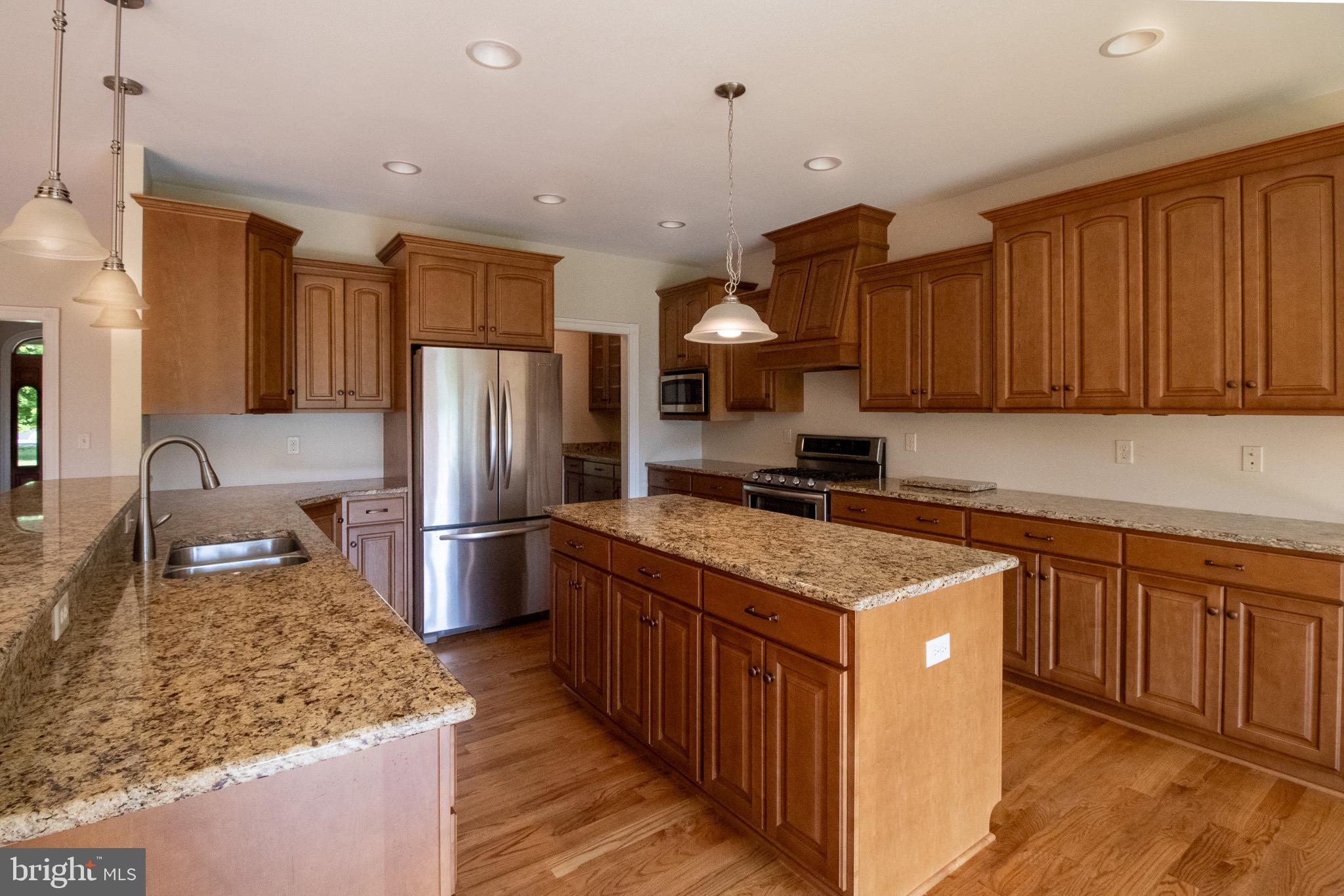 HERITAGE GROVE - Residential