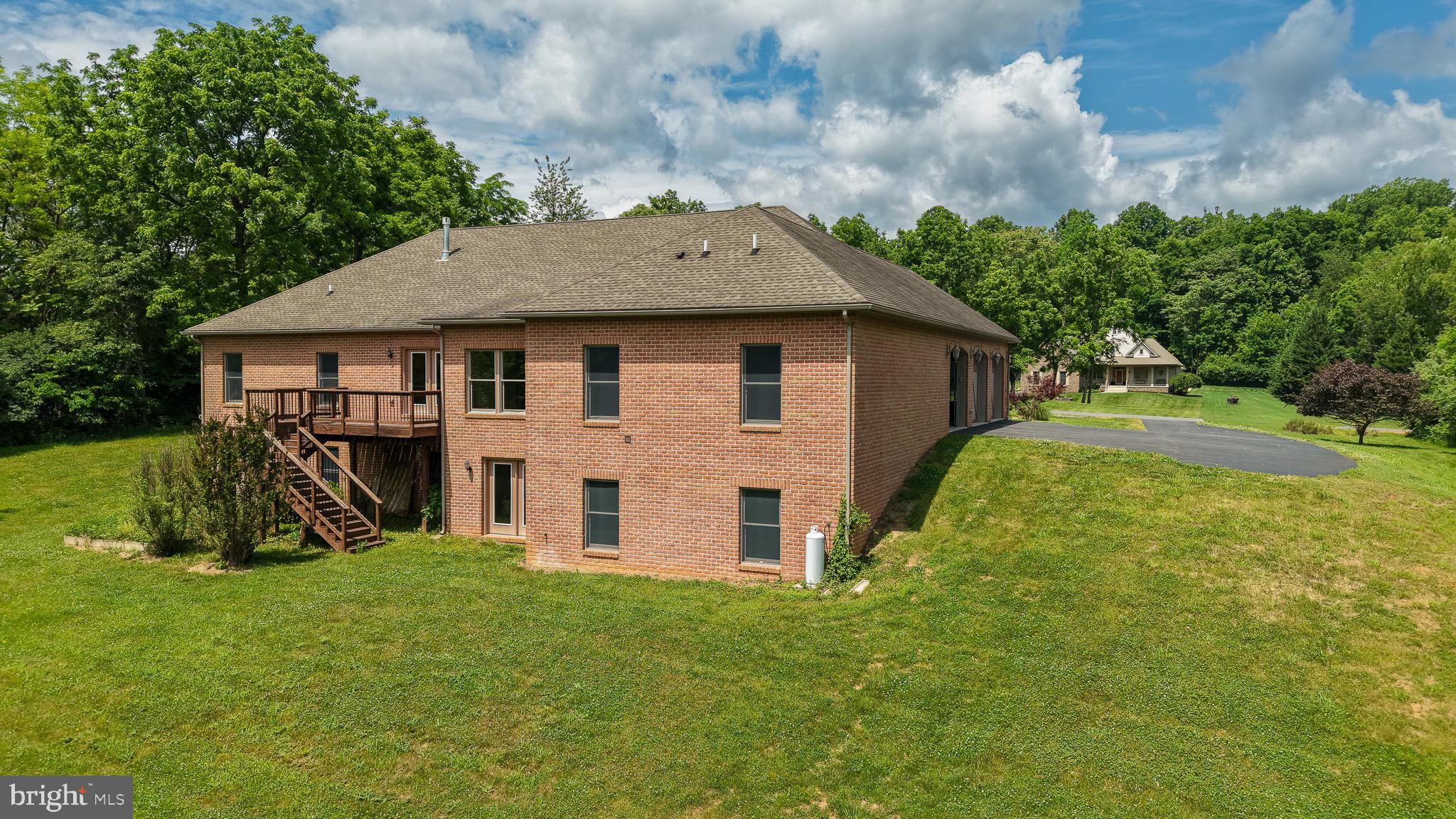 HERITAGE GROVE - Residential
