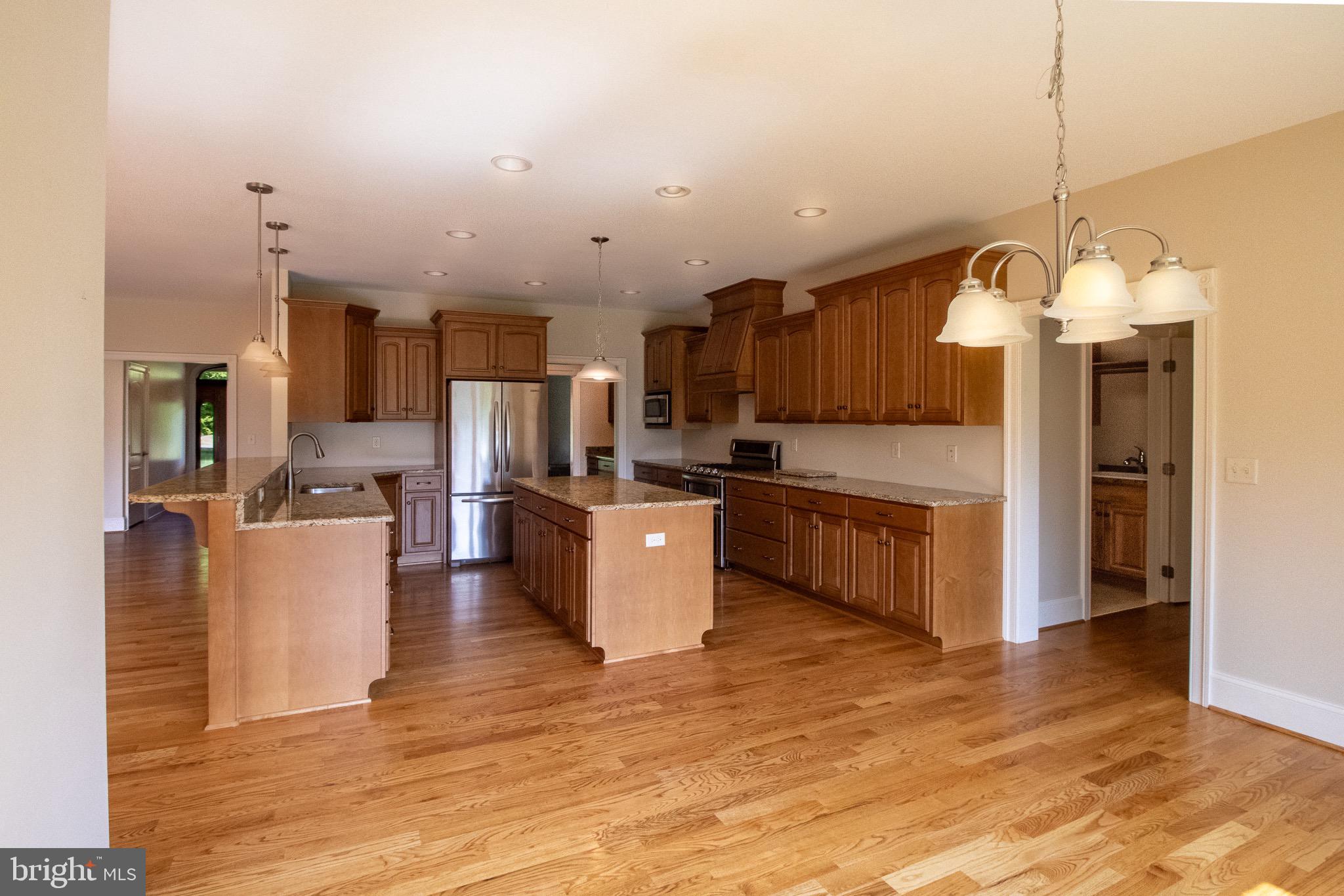 HERITAGE GROVE - Residential
