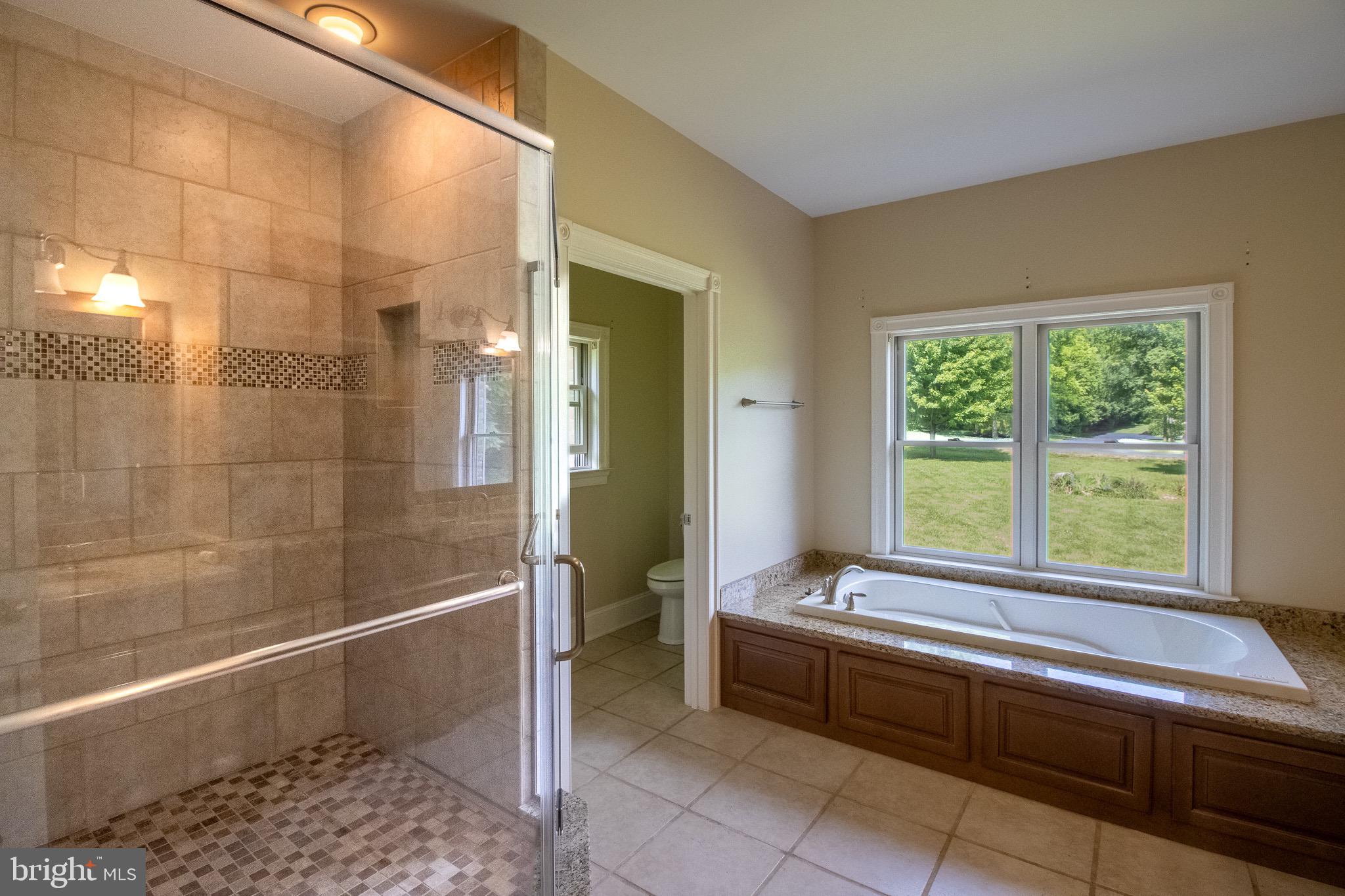 HERITAGE GROVE - Residential