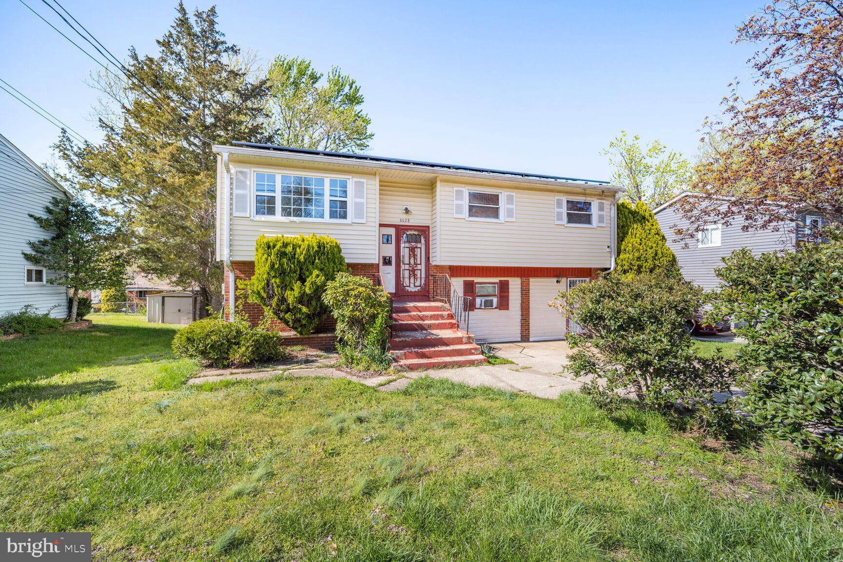 SKYLINE-3RD ADDN - Residential