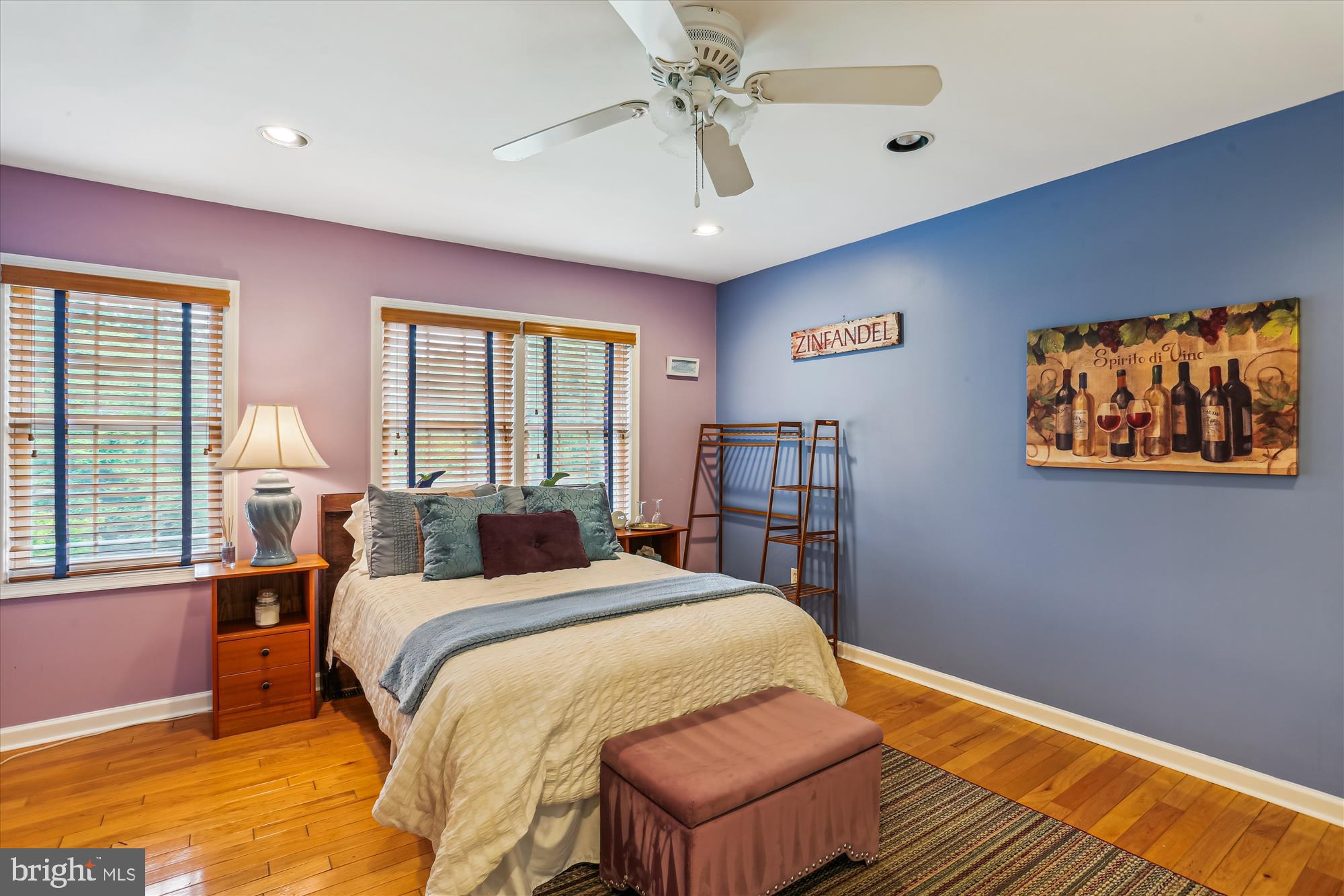 POTOMAC OUTSIDE - Residential